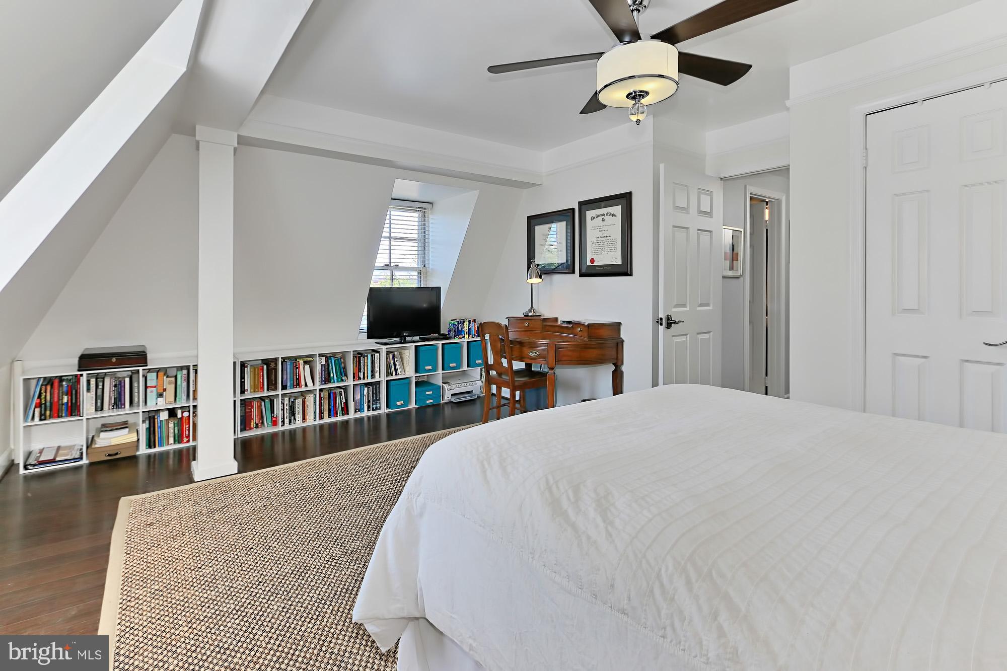 WOLFE ALLEY - Residential Lease