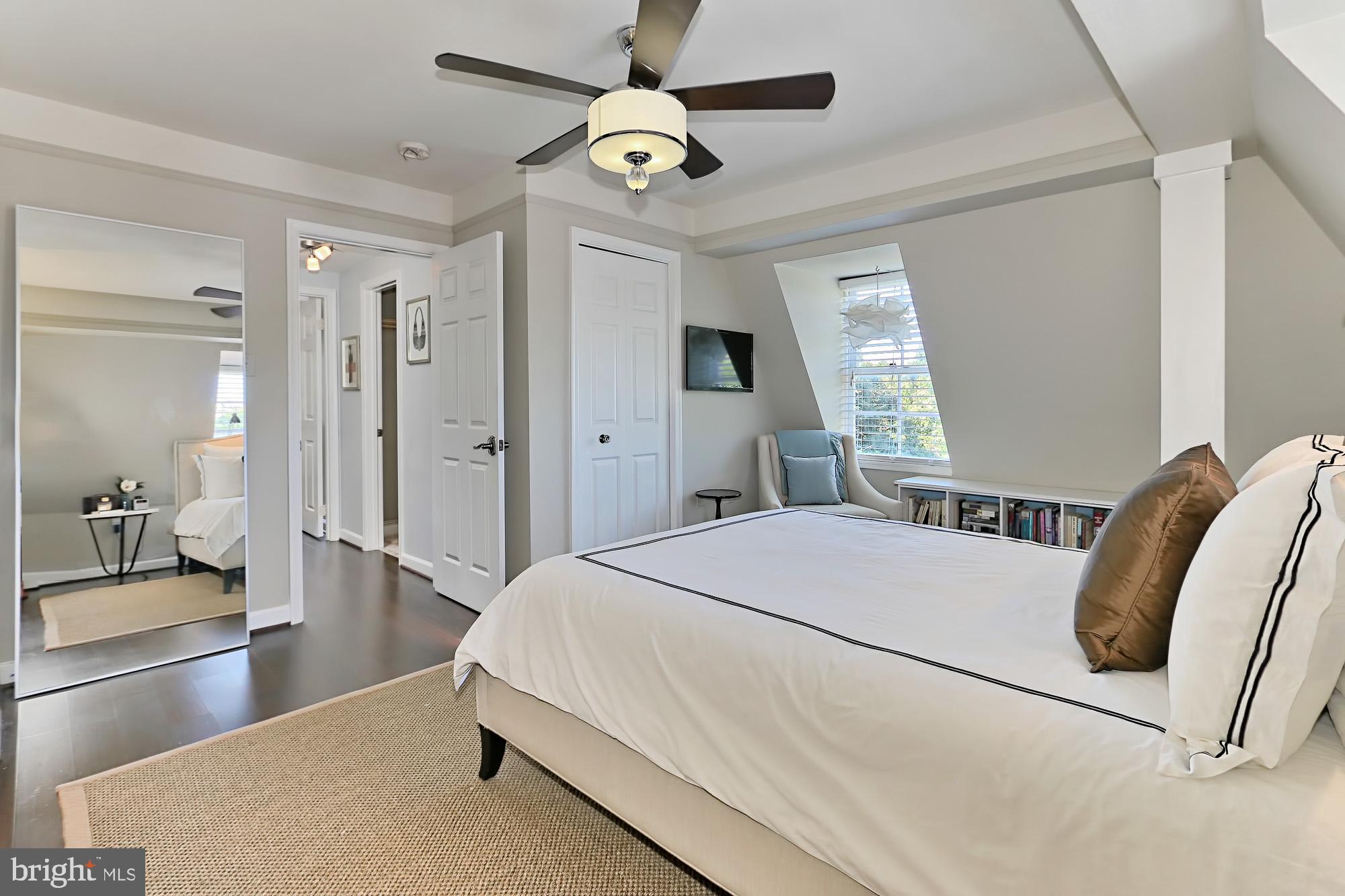 WOLFE ALLEY - Residential Lease