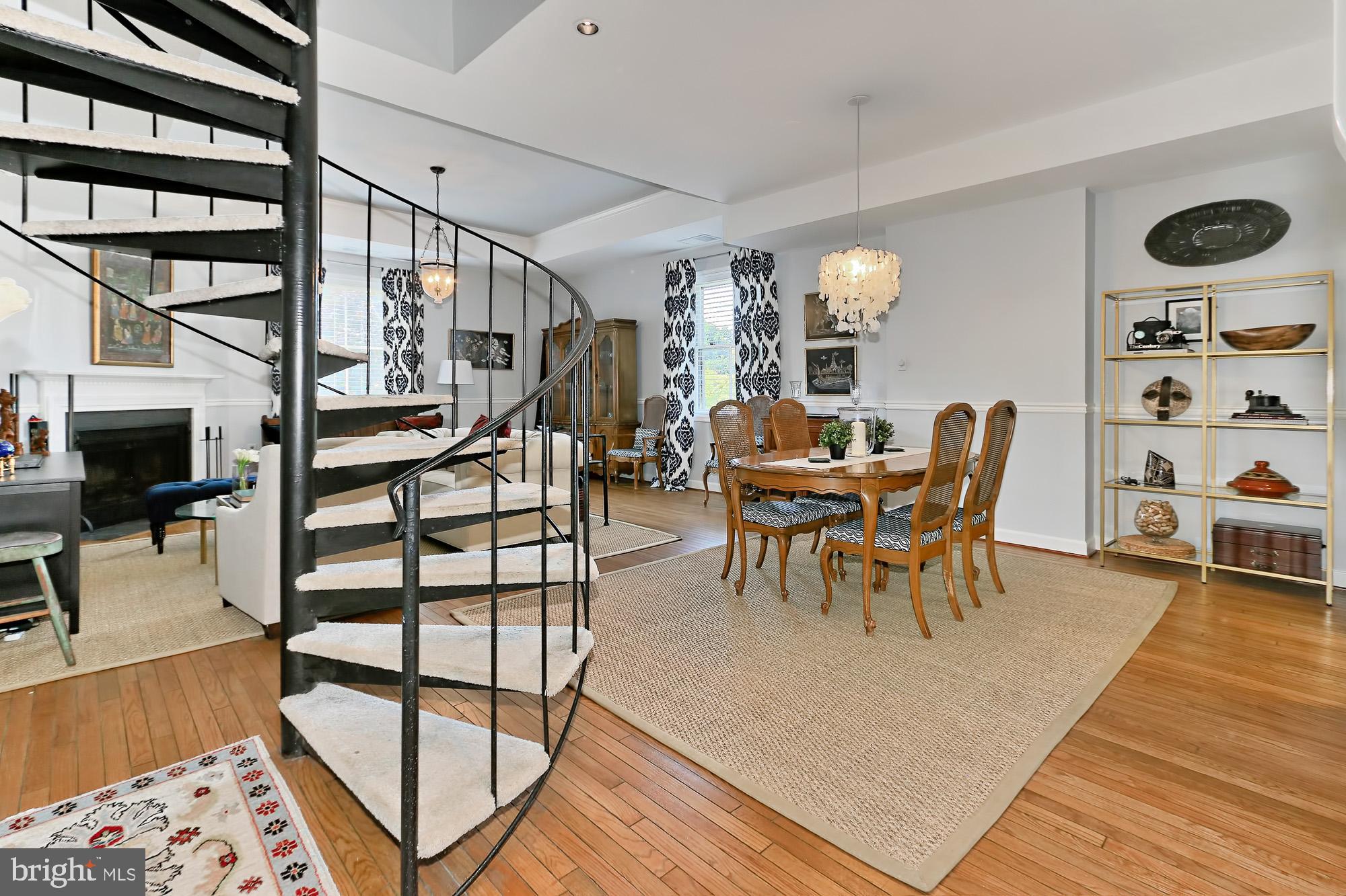 WOLFE ALLEY - Residential Lease