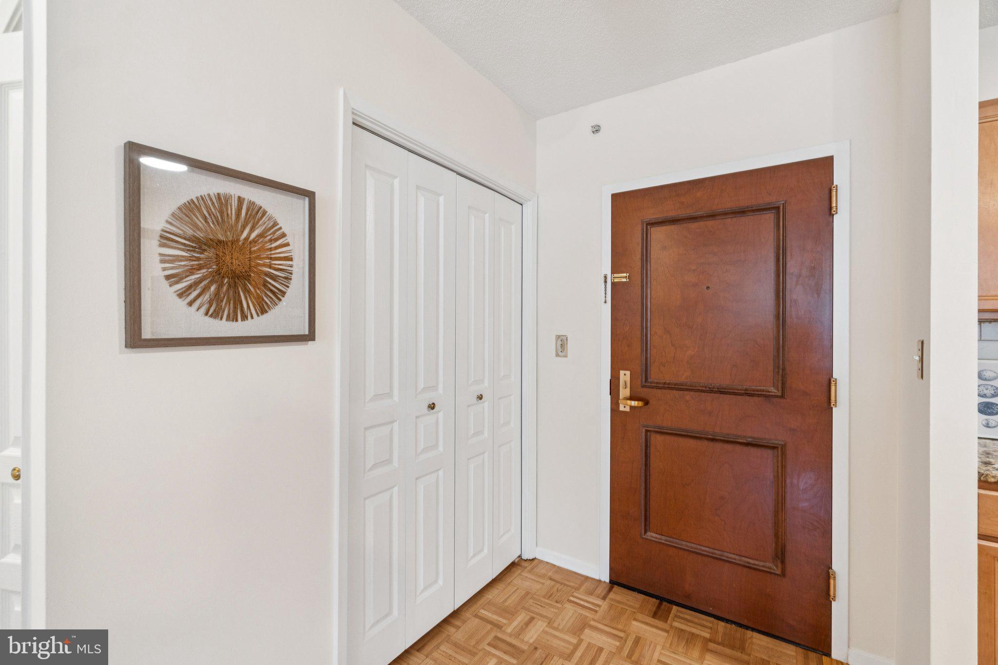 DOWNTOWN BETHESDA - Residential