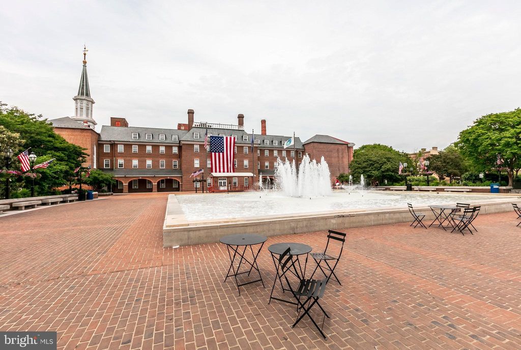 Photo of 219 Buchanan Street, ALEXANDRIA, VA 22314 (MLS # VAAX2059680)