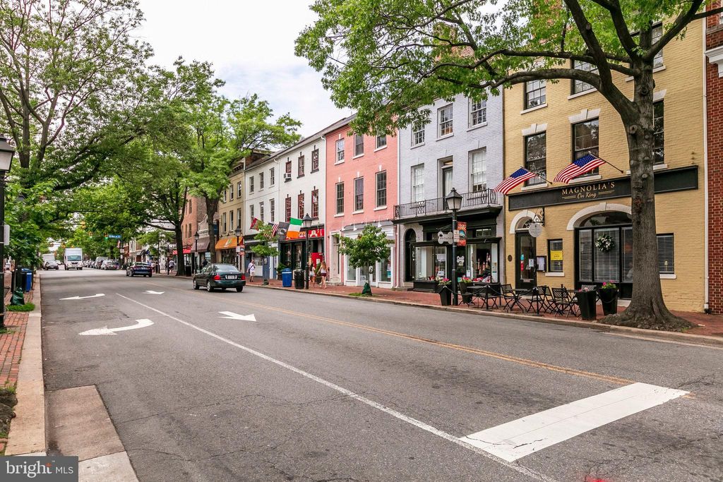 Photo of 219 Buchanan Street, ALEXANDRIA, VA 22314 (MLS # VAAX2059680)