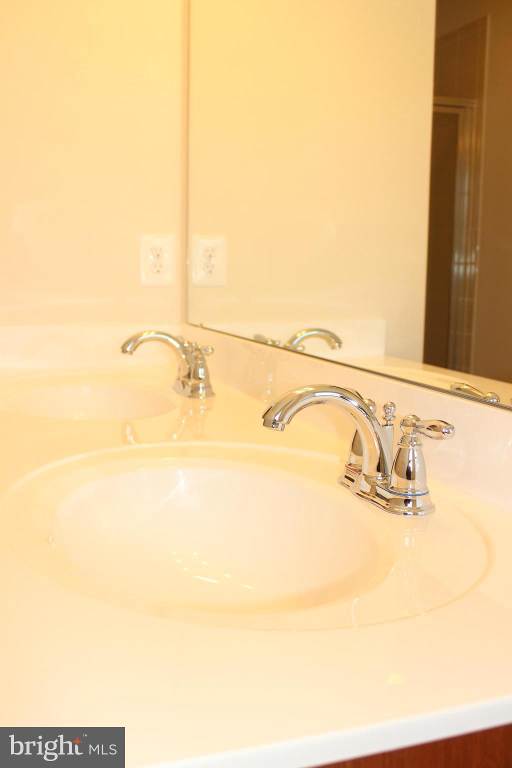 STERLING - Residential Lease