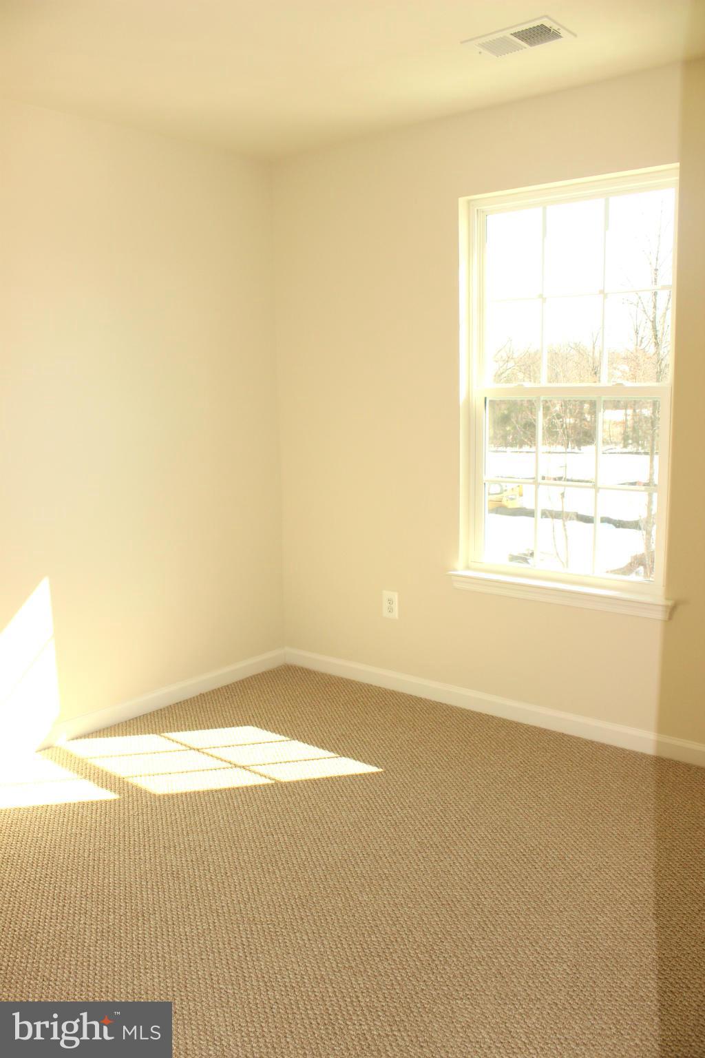 STERLING - Residential Lease