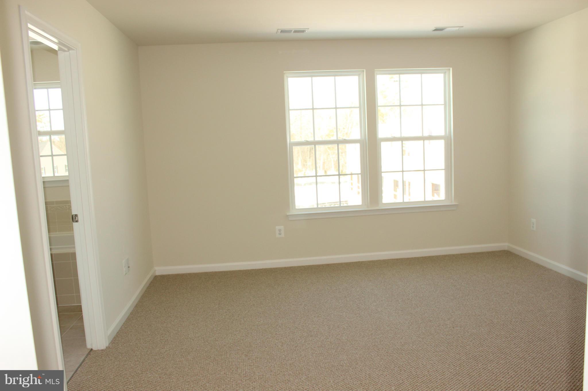 STERLING - Residential Lease