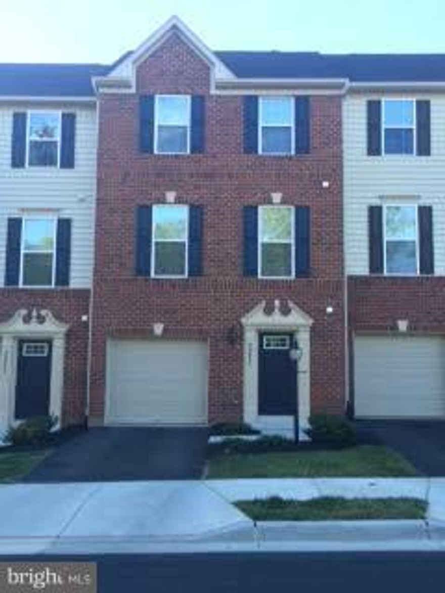 JUST REDUCED, SHORT TERM OR LONG TERM ACCEPTED.  FULL SIZE WASHER & DRYER AND BLINDS ON ALL WINDOWS.  BEAUTIFUL 3 BEDROOMS; 2 FB & 2 HB; LARGE FR OFF KITCHEN; GORGEOUS DECK, HUGE RECREATION RM IN BASEMENT; GOURMET KITCHEN W/BEAUTIFUL MAPLE CABINETRY AND GRANITE COUNTER TOPS: BRICK FRONT; WASHER/DRYER & BLINDS ON ALL WINDOWS: CLOSE TO FUTURE SILVER LINE METRO.  VACANT AND READY TO GO!