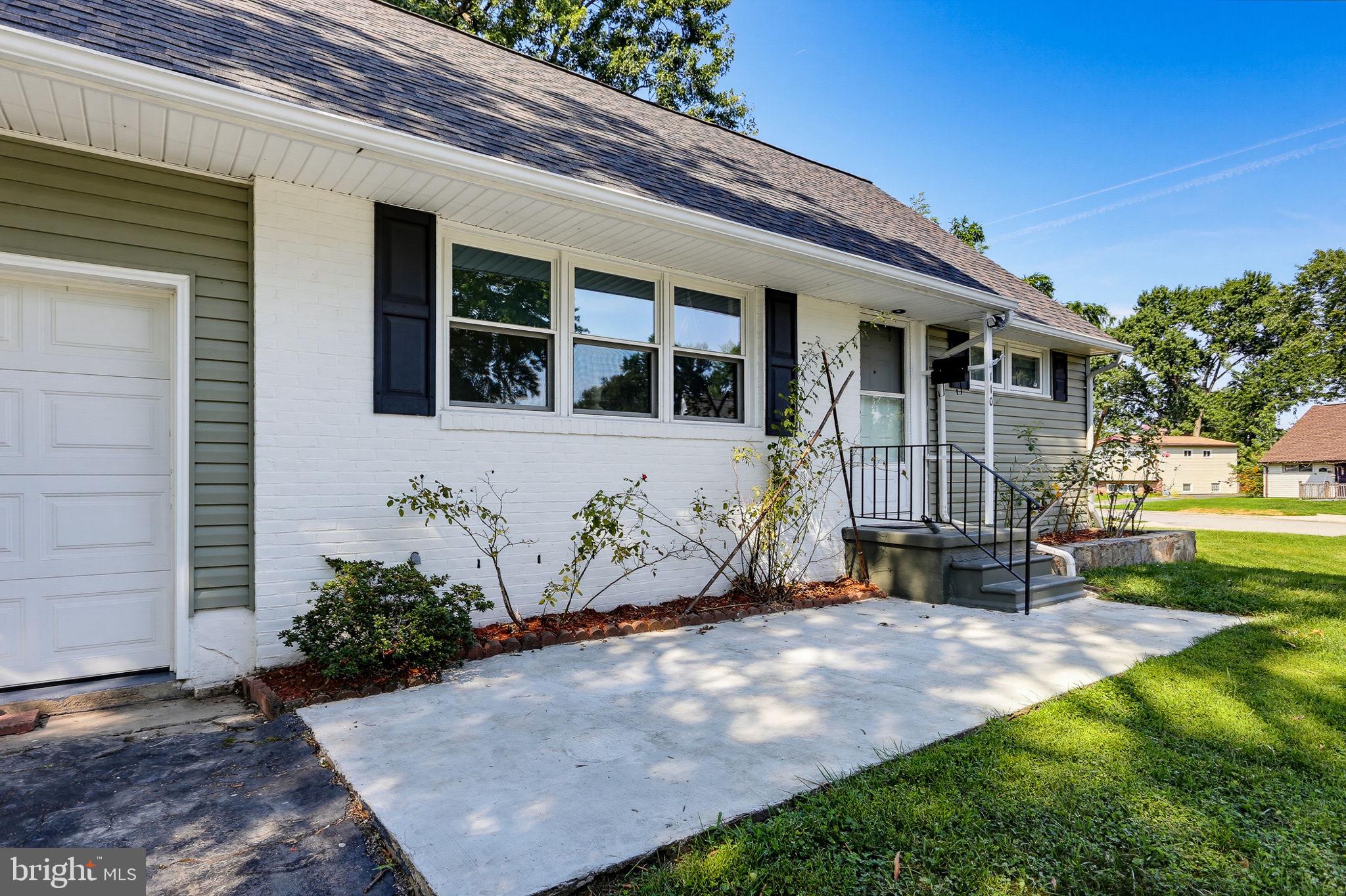 110 THOMAS ROAD