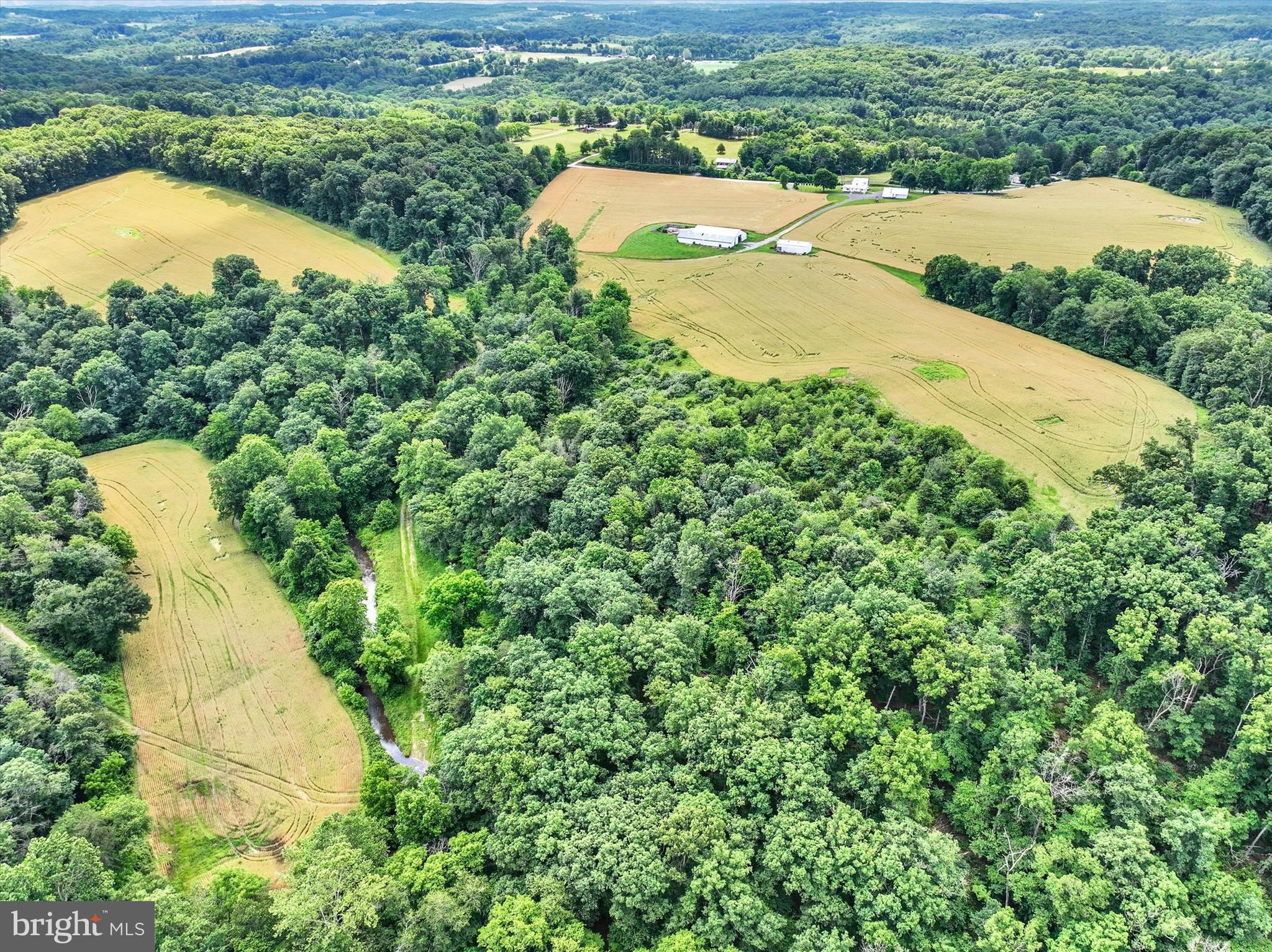 WHITE HALL - Residential