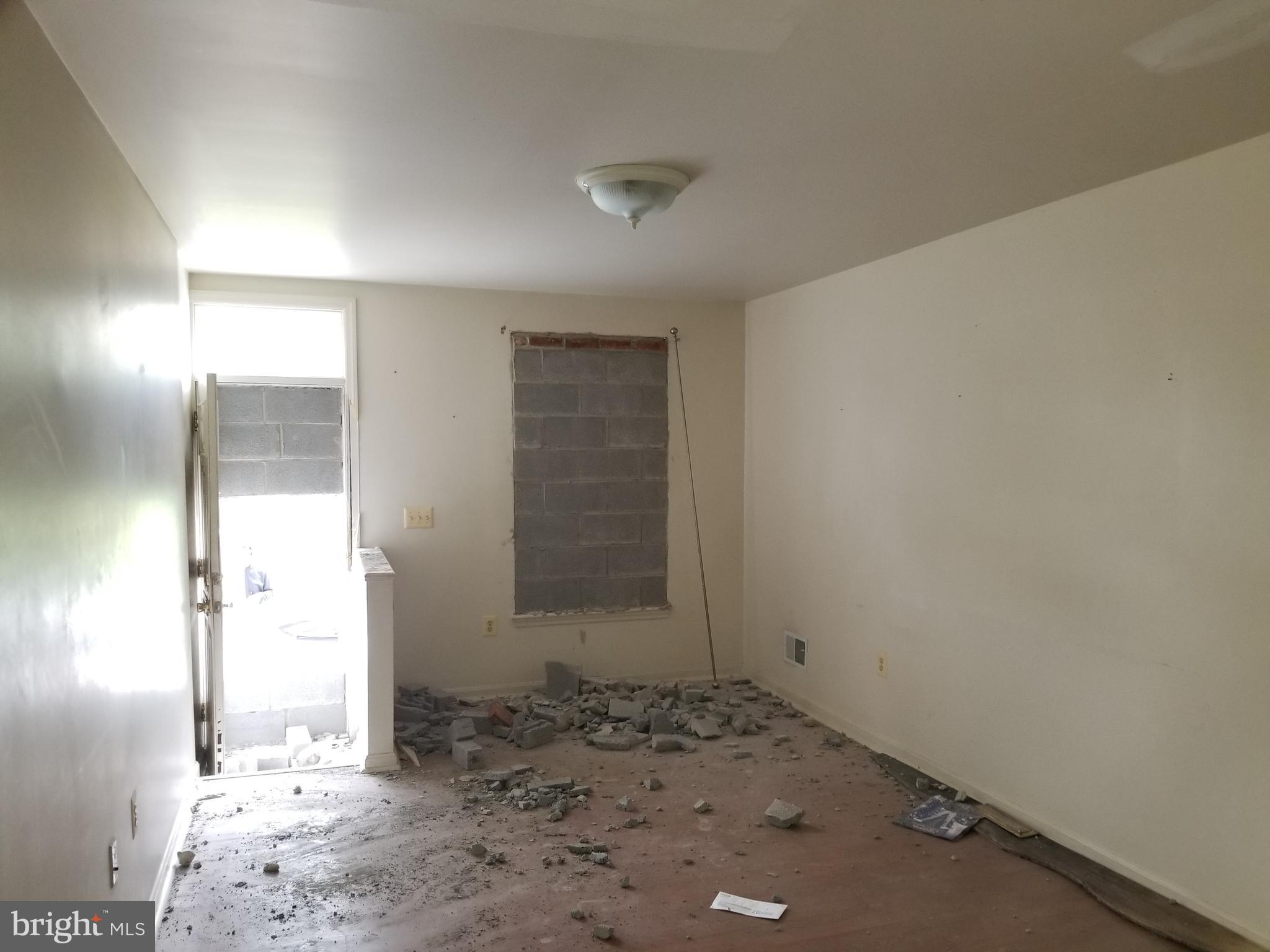 MONDAWMIN - Residential