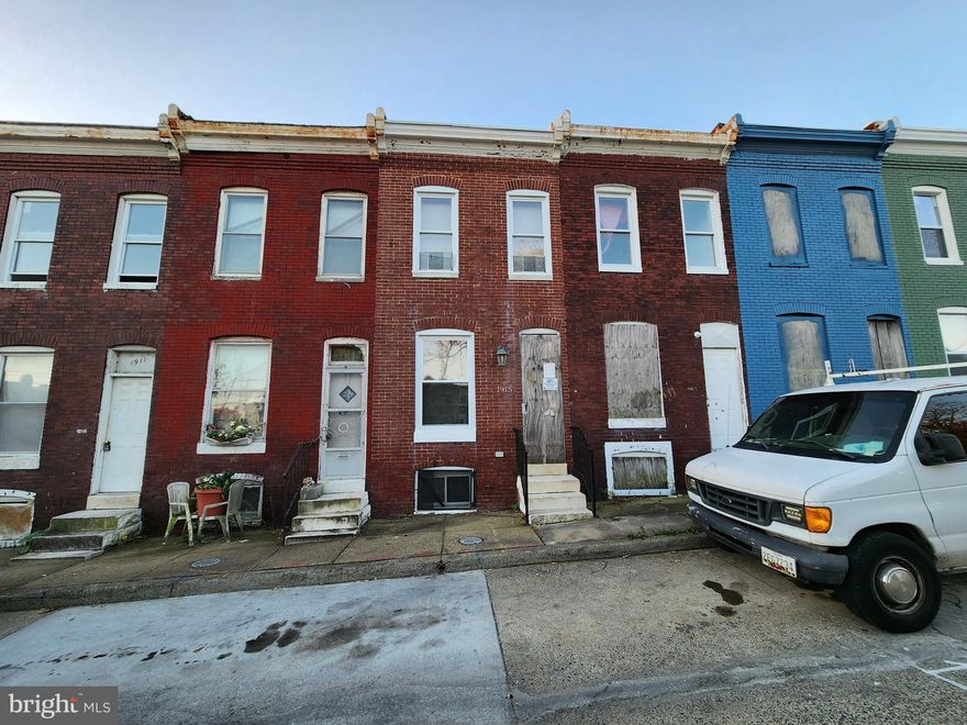 ONLINE AUCTION: Bidding begins 11/24/2023 @ 10:00 AM. Bidding ends 11/28/2023 @ 11:55 AM. List Price is Suggested Opening Bid. This 2 story townhouse is located in the Mondawmin neighborhood of Baltimore. The area is conveniently situated near several notable locations, including Coppin State University and the Mondawmin Mall. The nearest major traffic artery, W North Avenue, provides easy access to the rest of the city.

Deposit to Increase to 10% of the Purchase Price within 48 Hours. Deposit: $5,000.