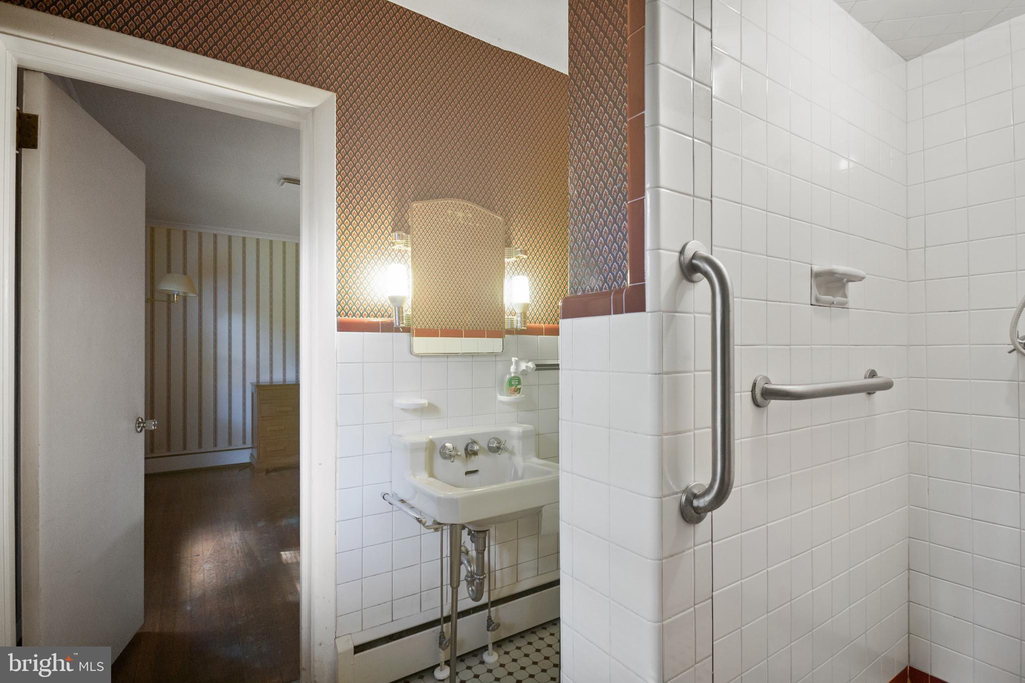 NEW TOWN - Residential