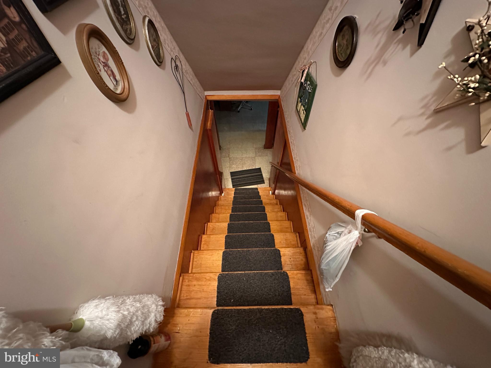 COLONIAL PARK - Residential