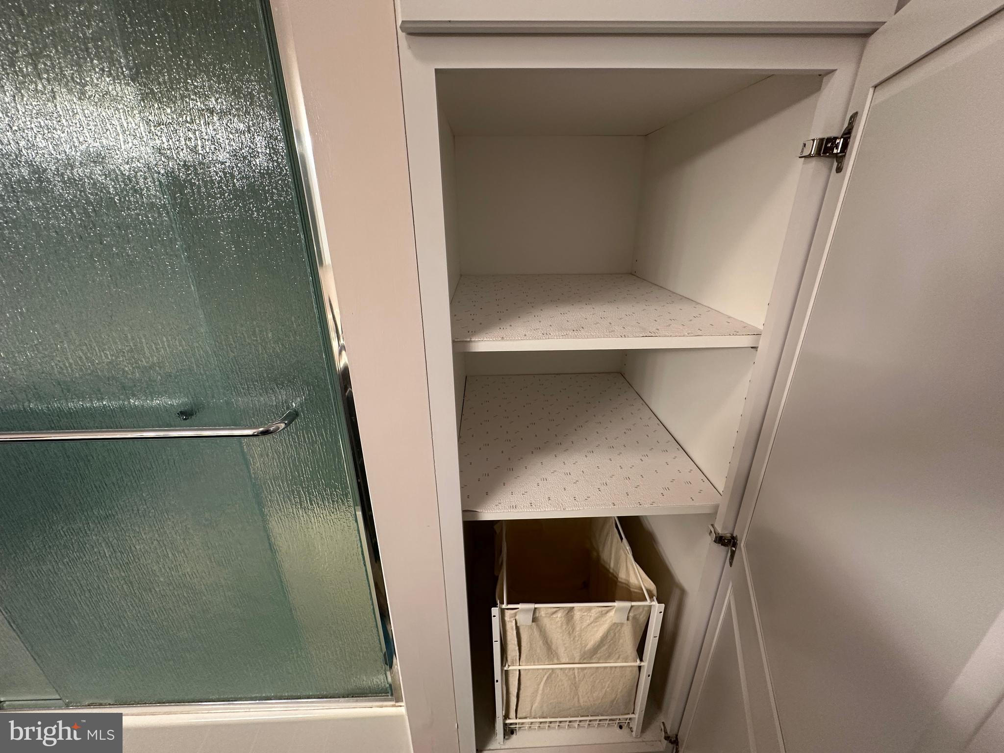 COLONIAL PARK - Residential