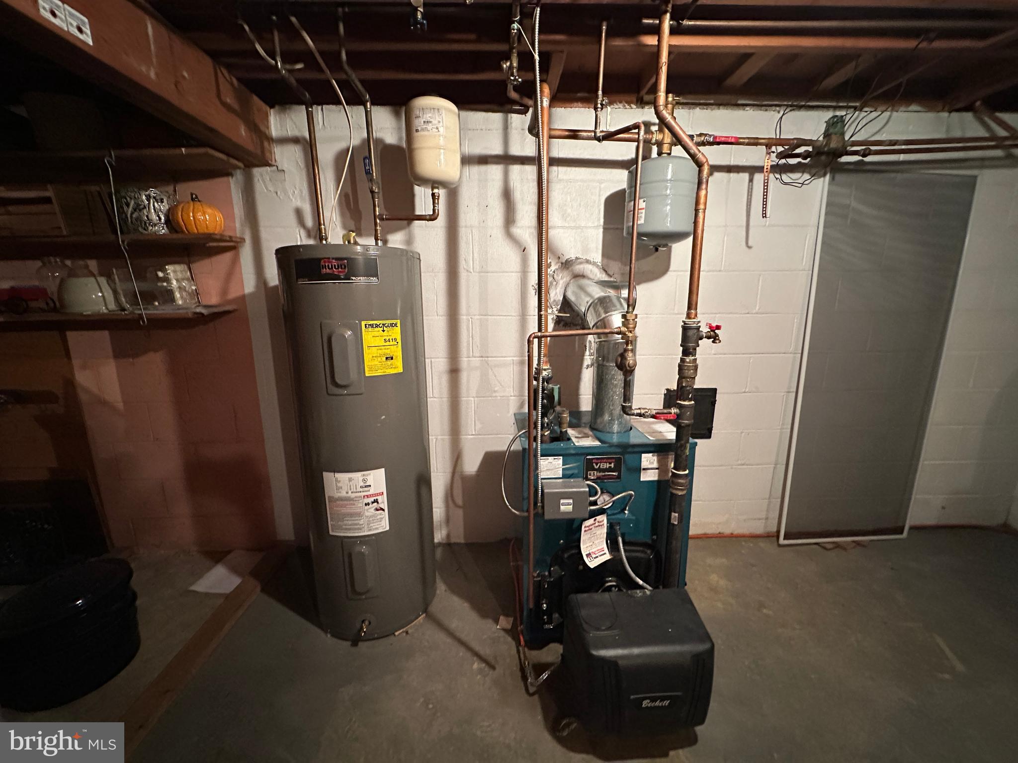 COLONIAL PARK - Residential