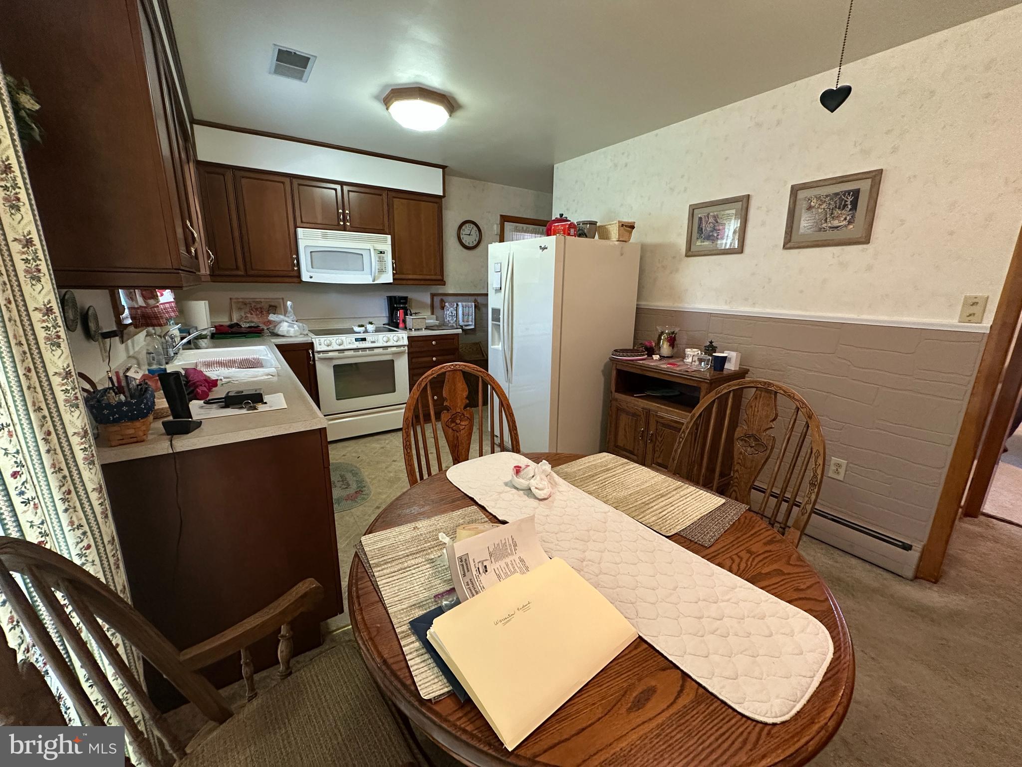 COLONIAL PARK - Residential