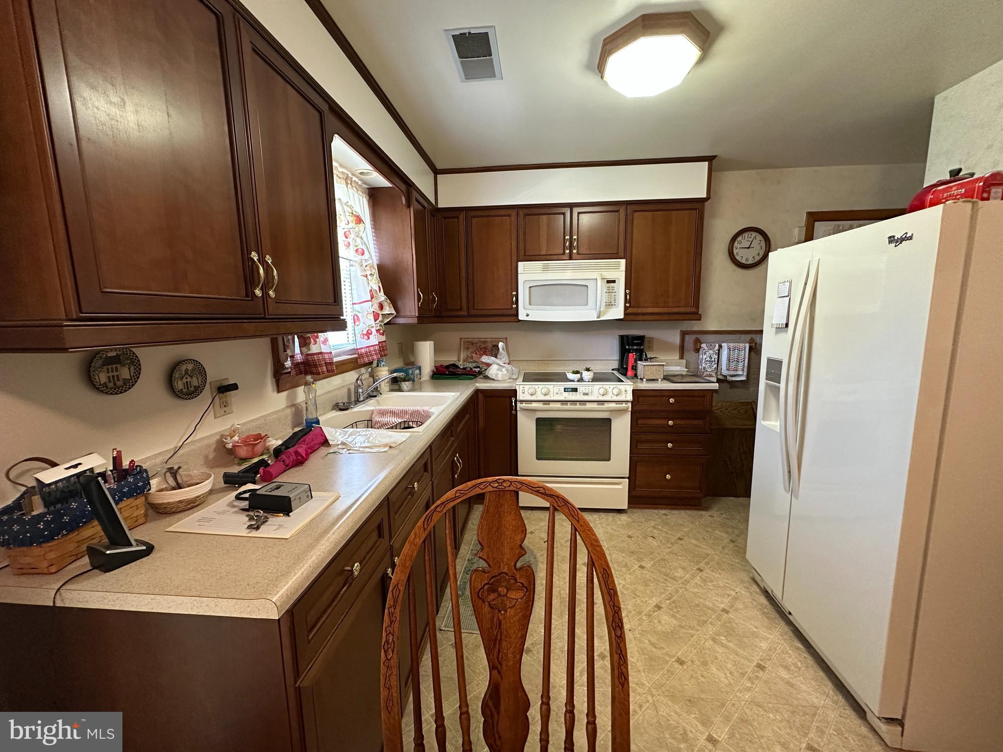 COLONIAL PARK - Residential