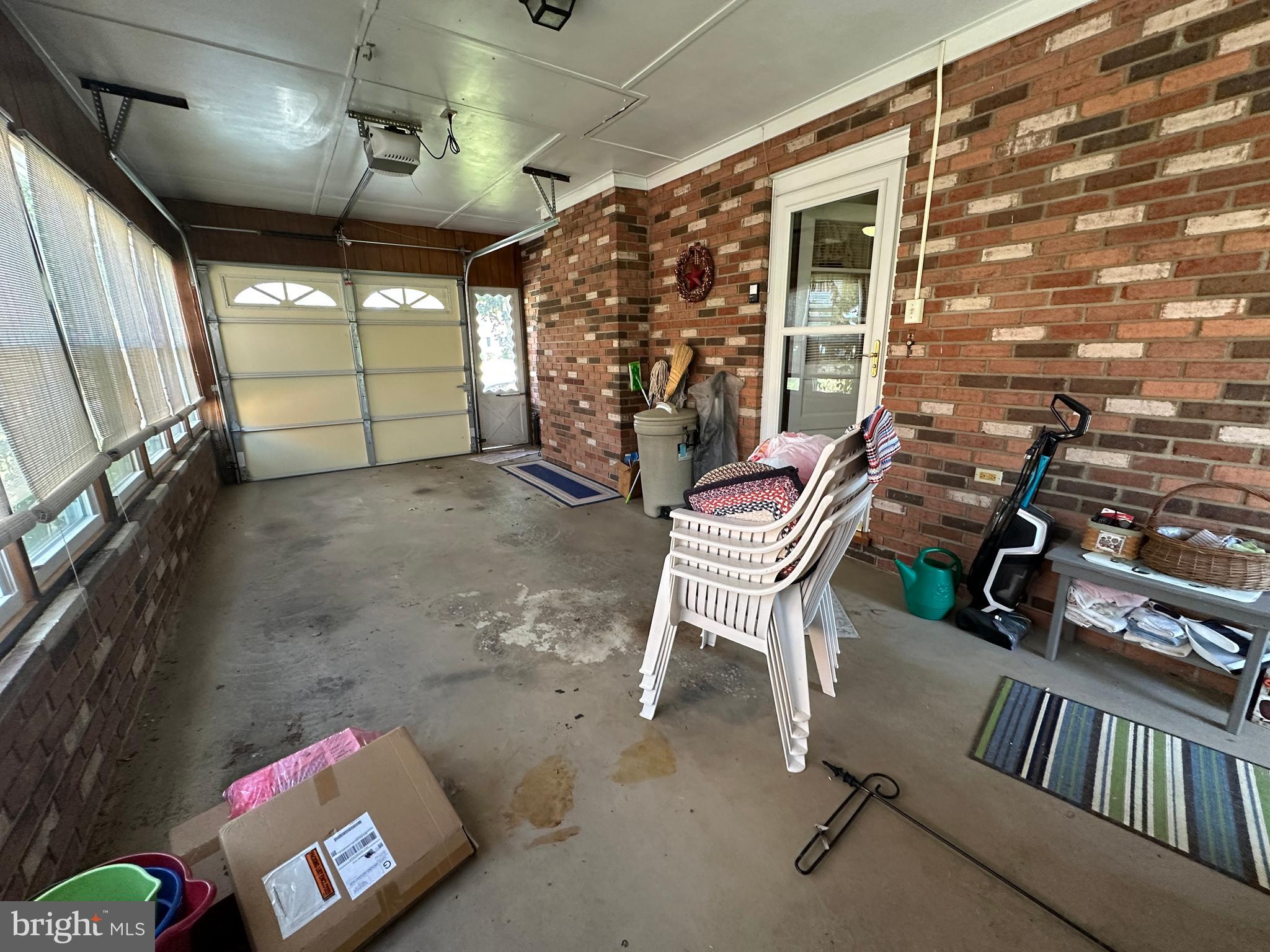 COLONIAL PARK - Residential