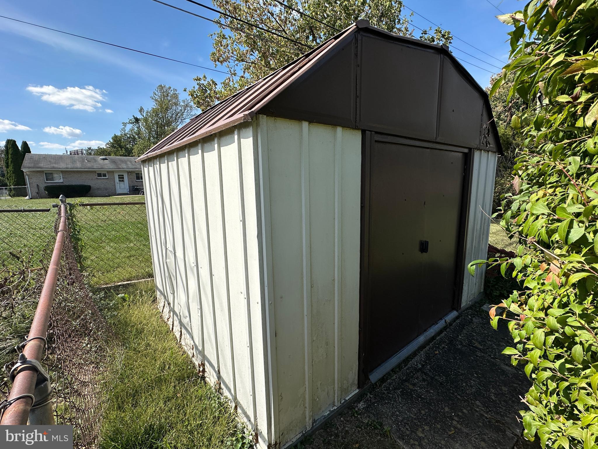 COLONIAL PARK - Residential