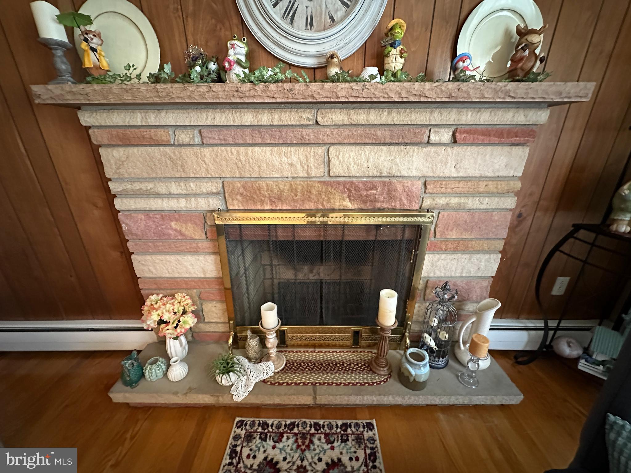 COLONIAL PARK - Residential