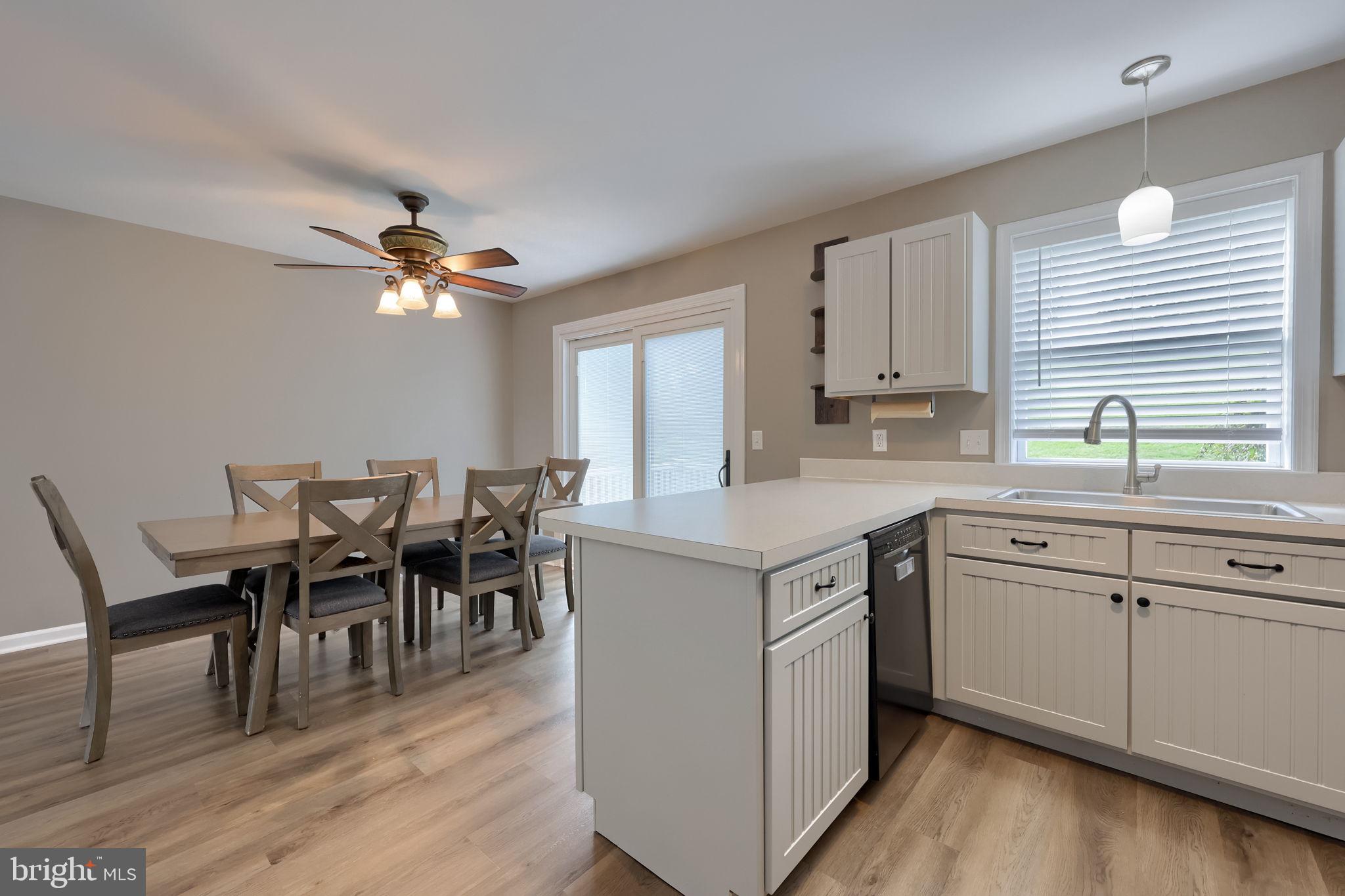 322 OAKRIDGE DRIVE