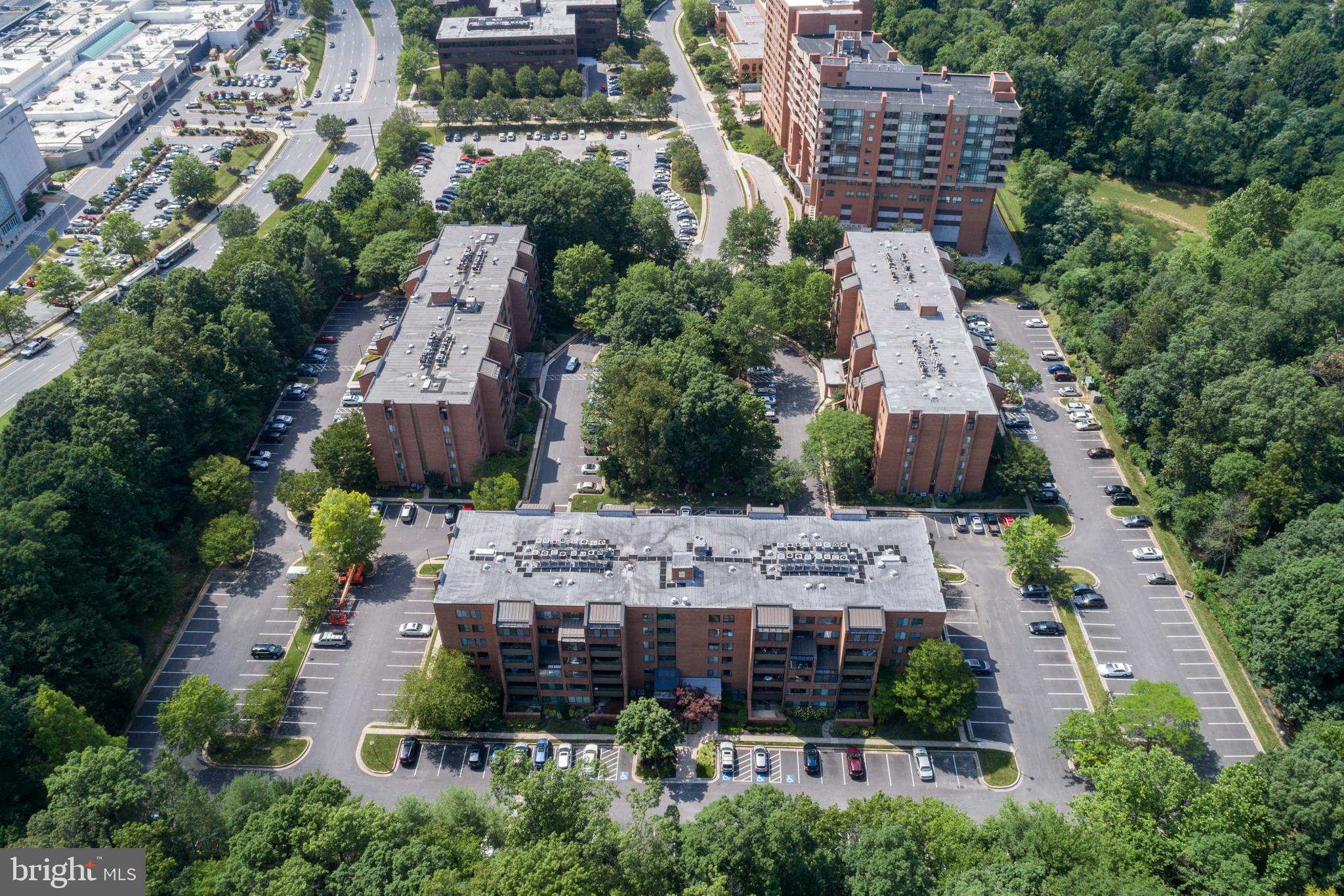 TOWSONGATE CONDOMINIUMS - Residential