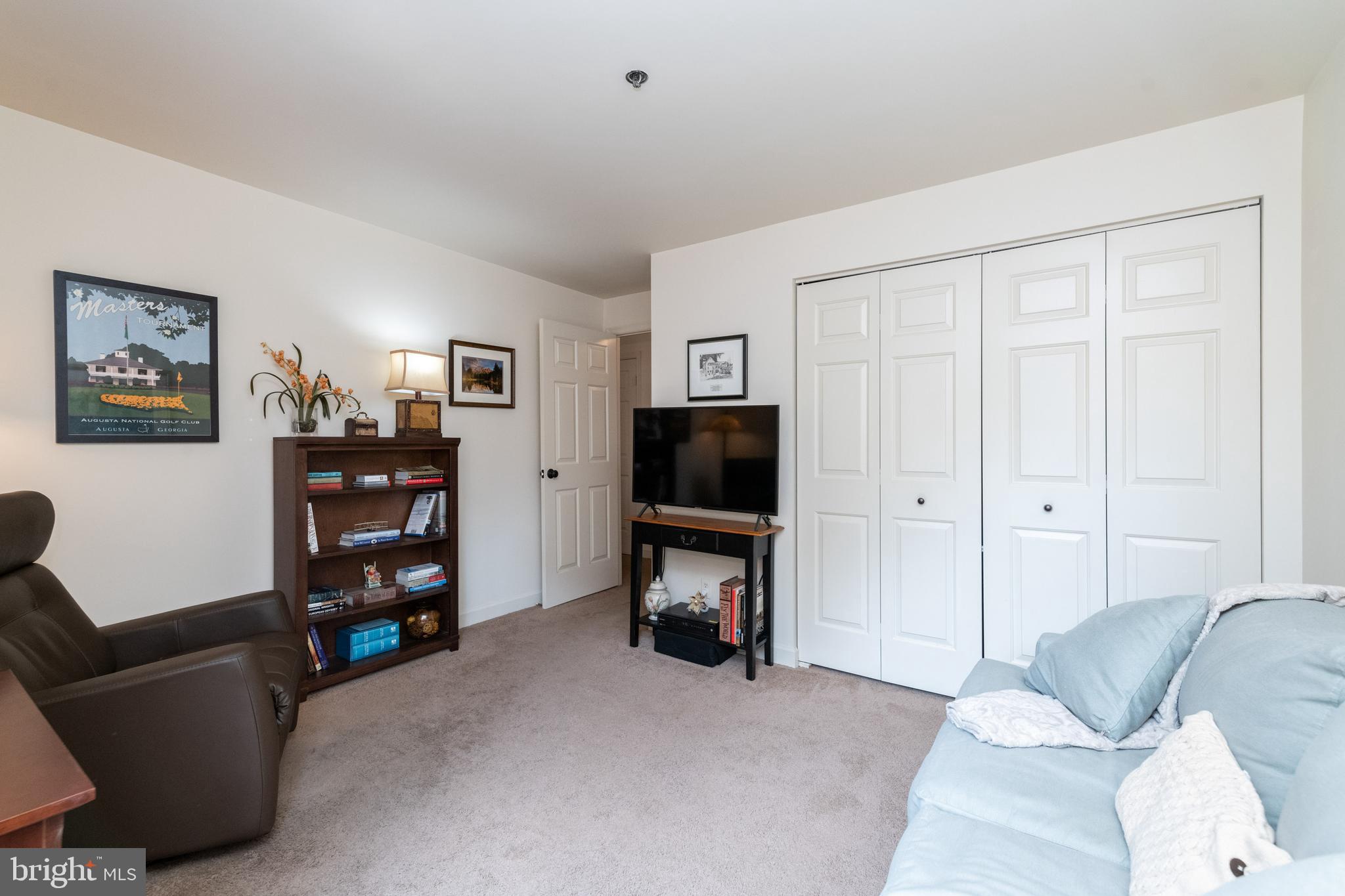 TOWSONGATE CONDOMINIUMS - Residential