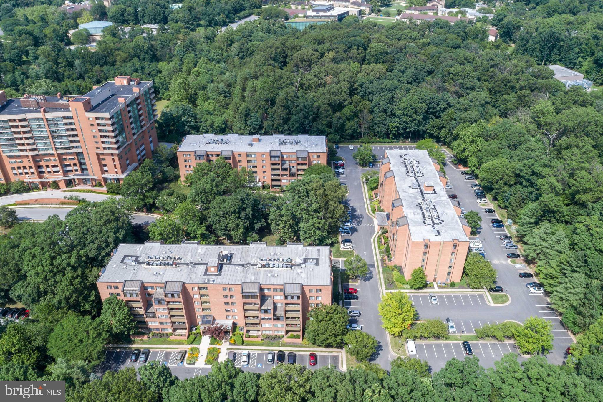 TOWSONGATE CONDOMINIUMS - Residential