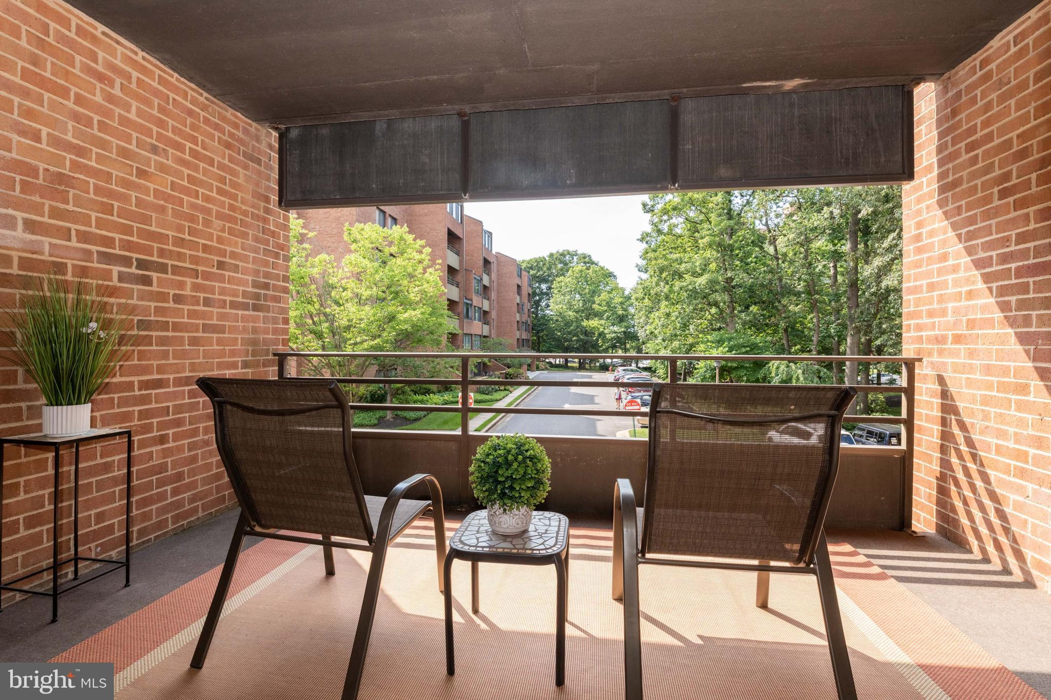 TOWSONGATE CONDOMINIUMS - Residential