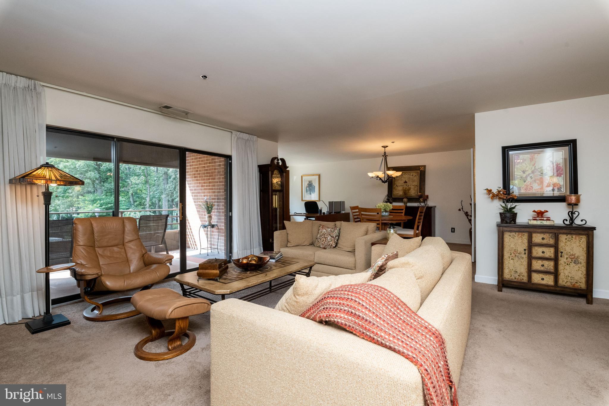 TOWSONGATE CONDOMINIUMS - Residential