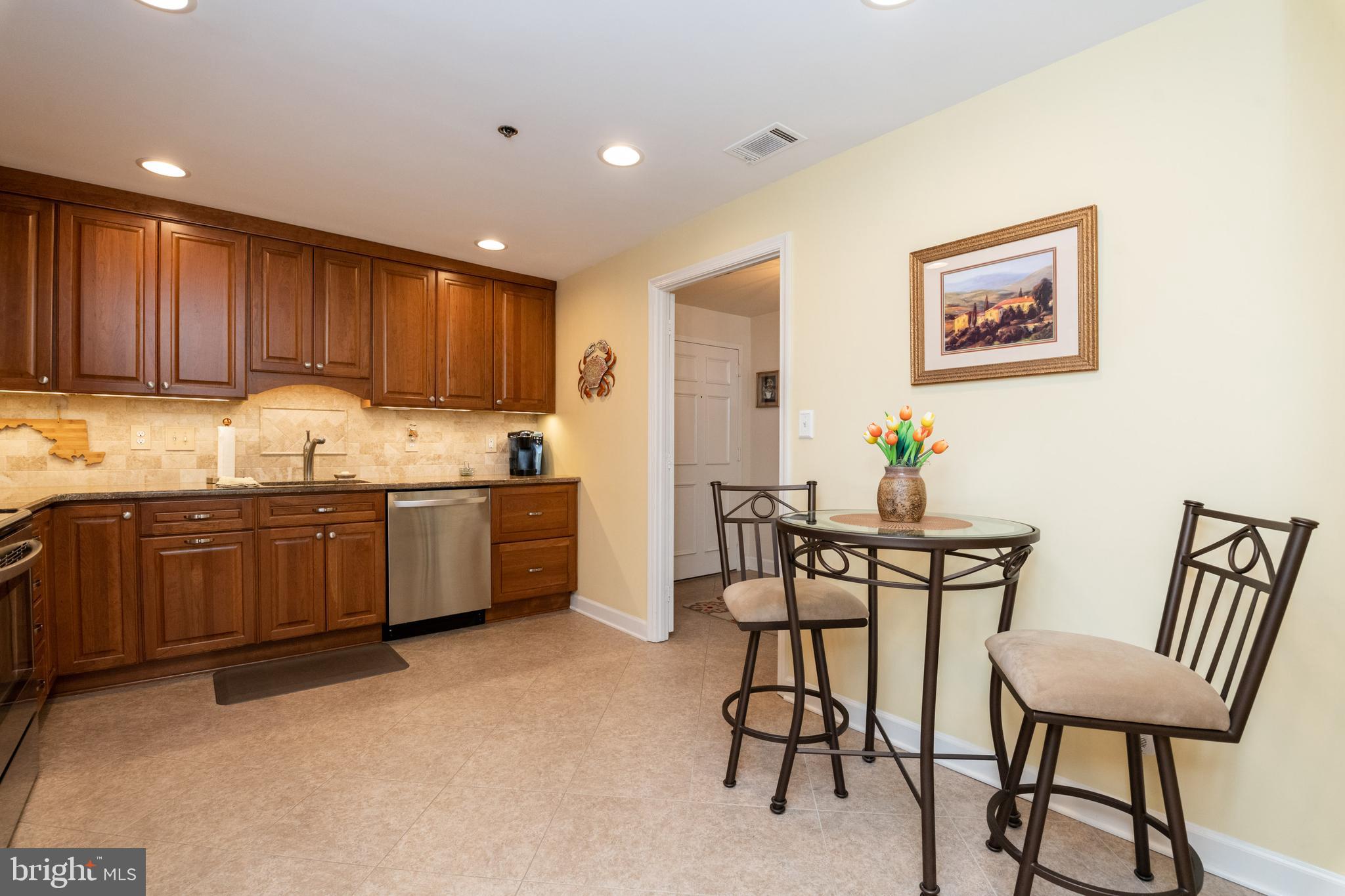 TOWSONGATE CONDOMINIUMS - Residential