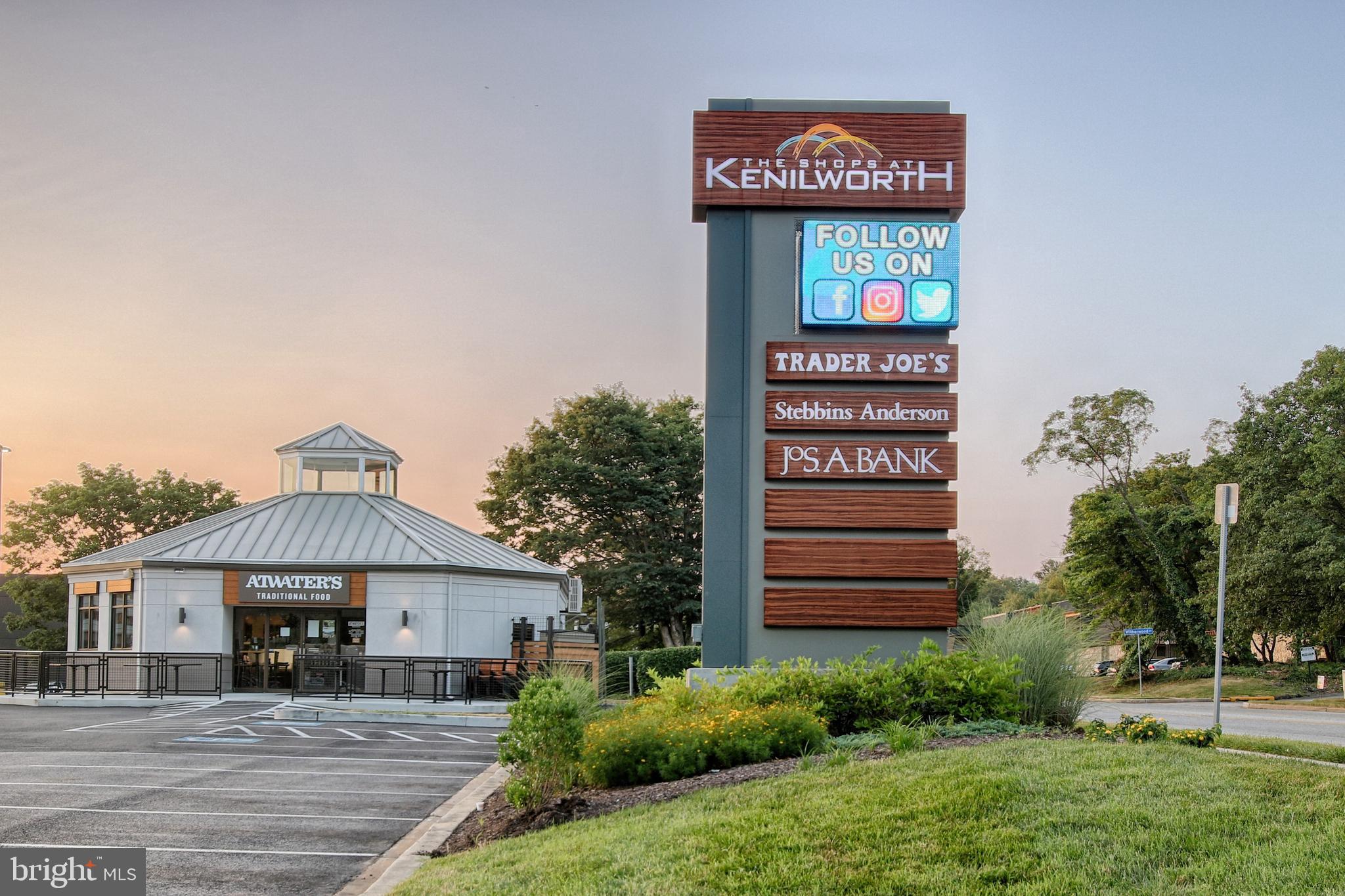 TOWSONGATE CONDOMINIUMS - Residential