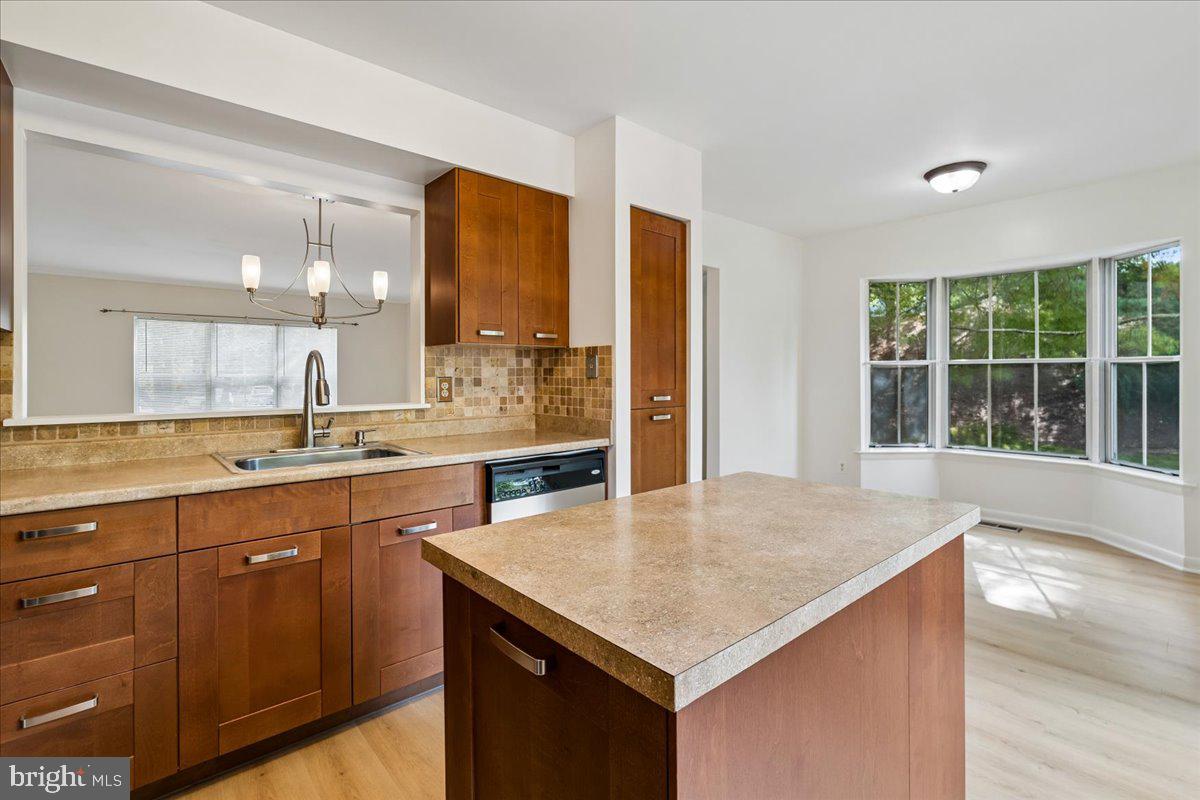 20014 LAKE PARK DRIVE 121