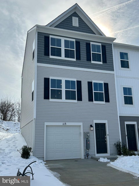 Townhouse For Rent - 113 Kincade Court<br/> Berkeley County, MARTINSBURG, WV 25401