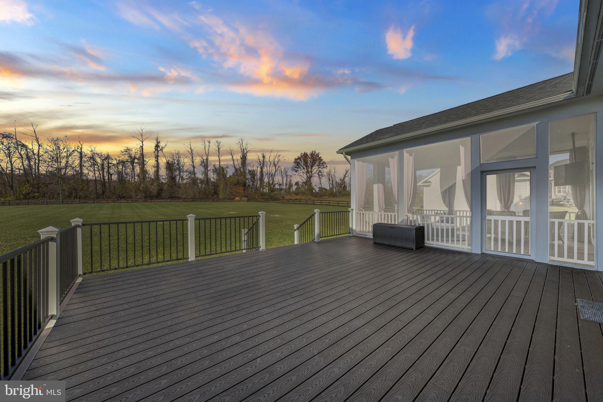 BLACK OAK RIDGE - Residential