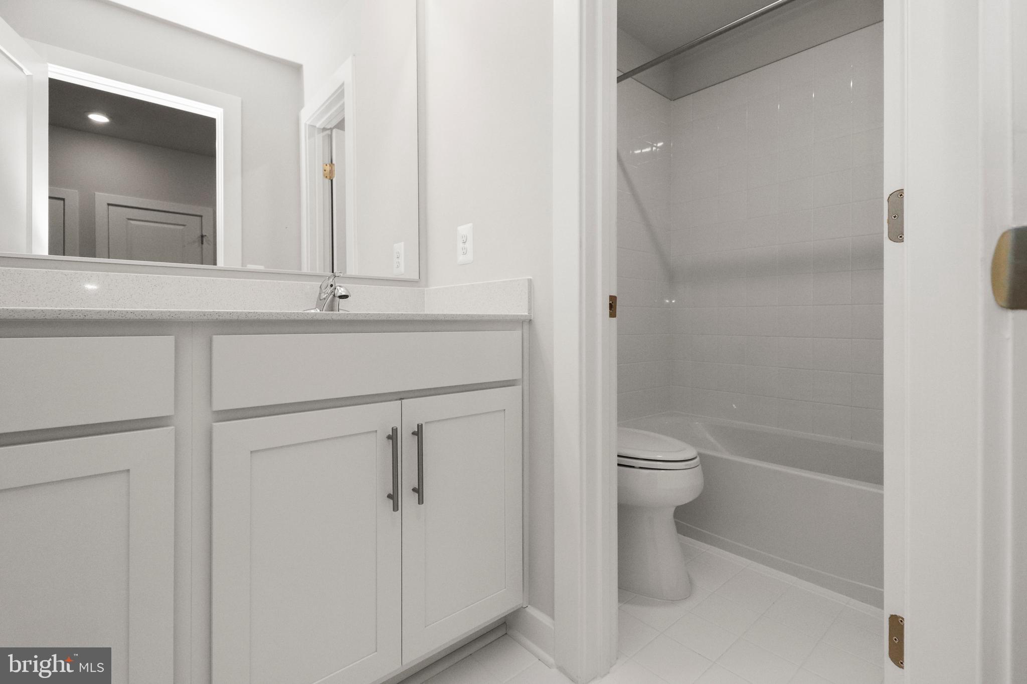 KINCORA - Residential Lease