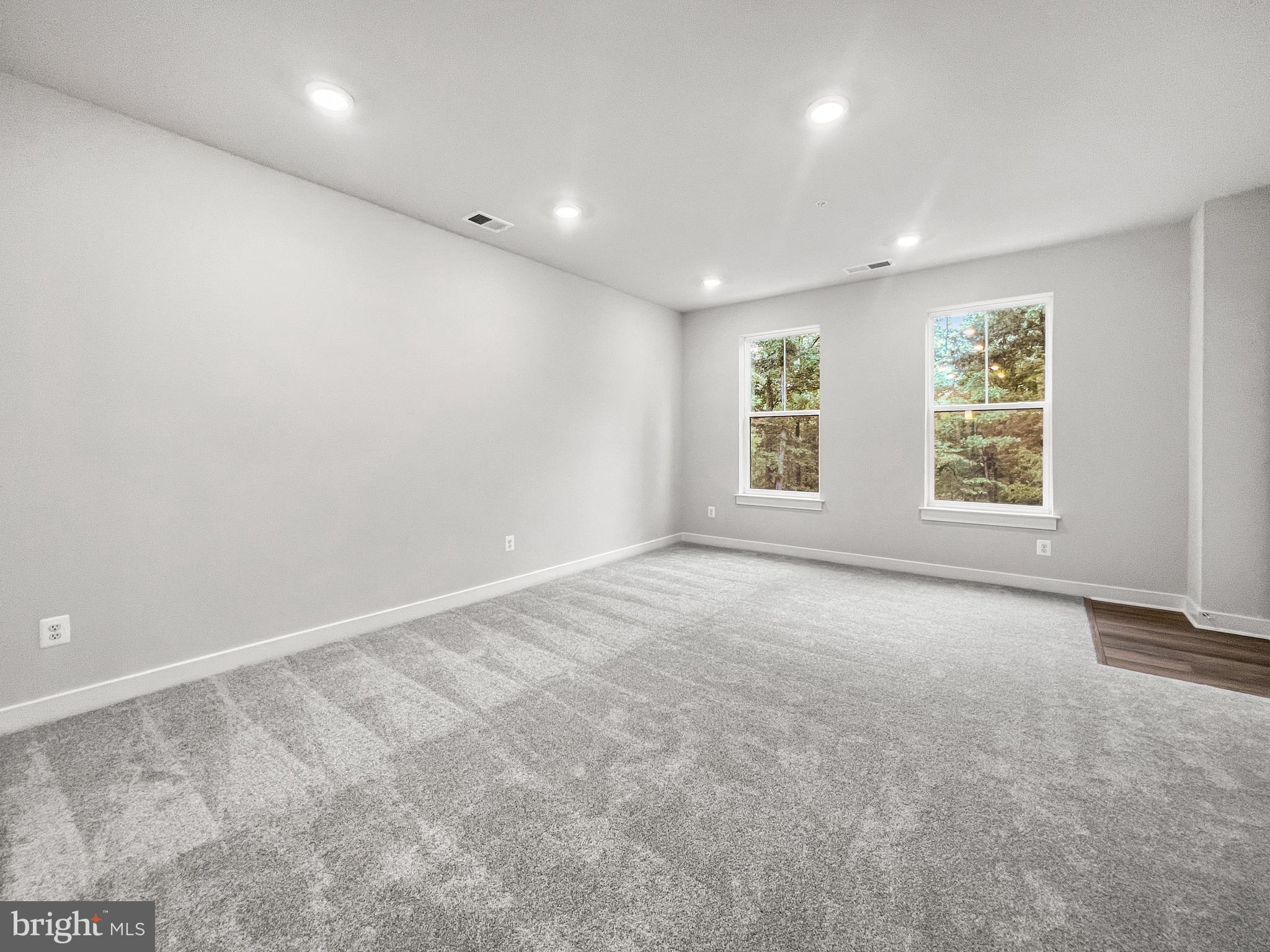 KINCORA - Residential Lease