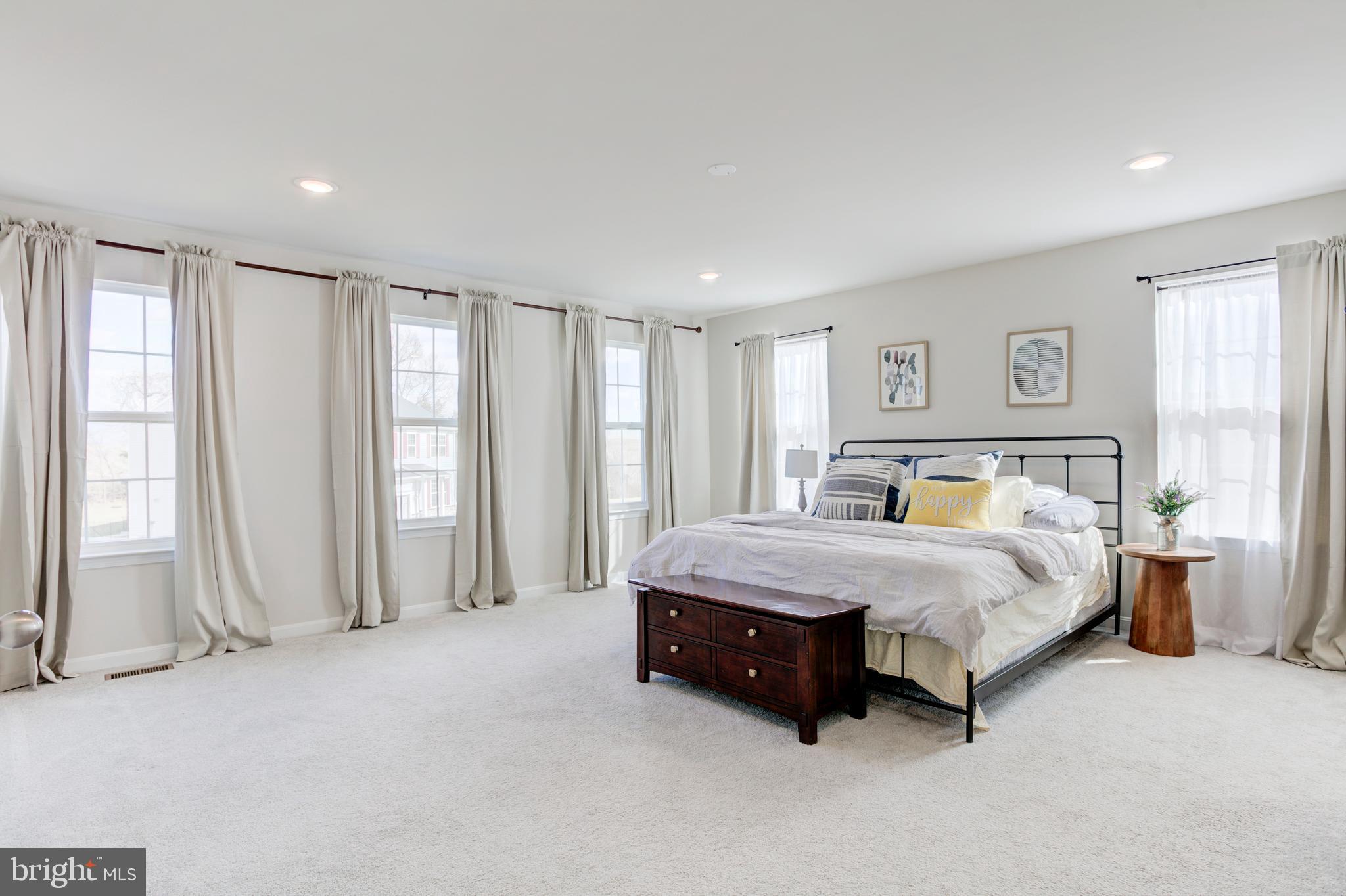 NORTH RIDGE - Residential