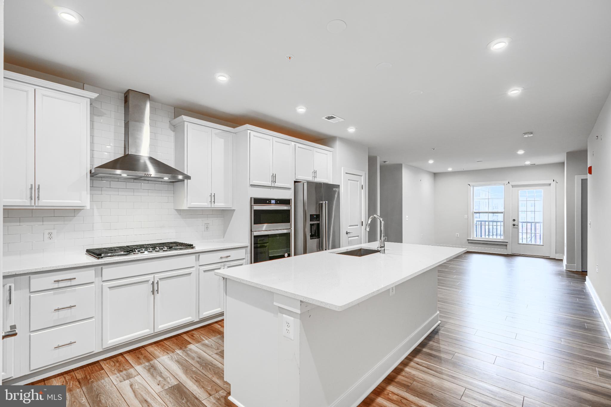 THE FLATS AT NATIONAL HARBOR - Residential Lease