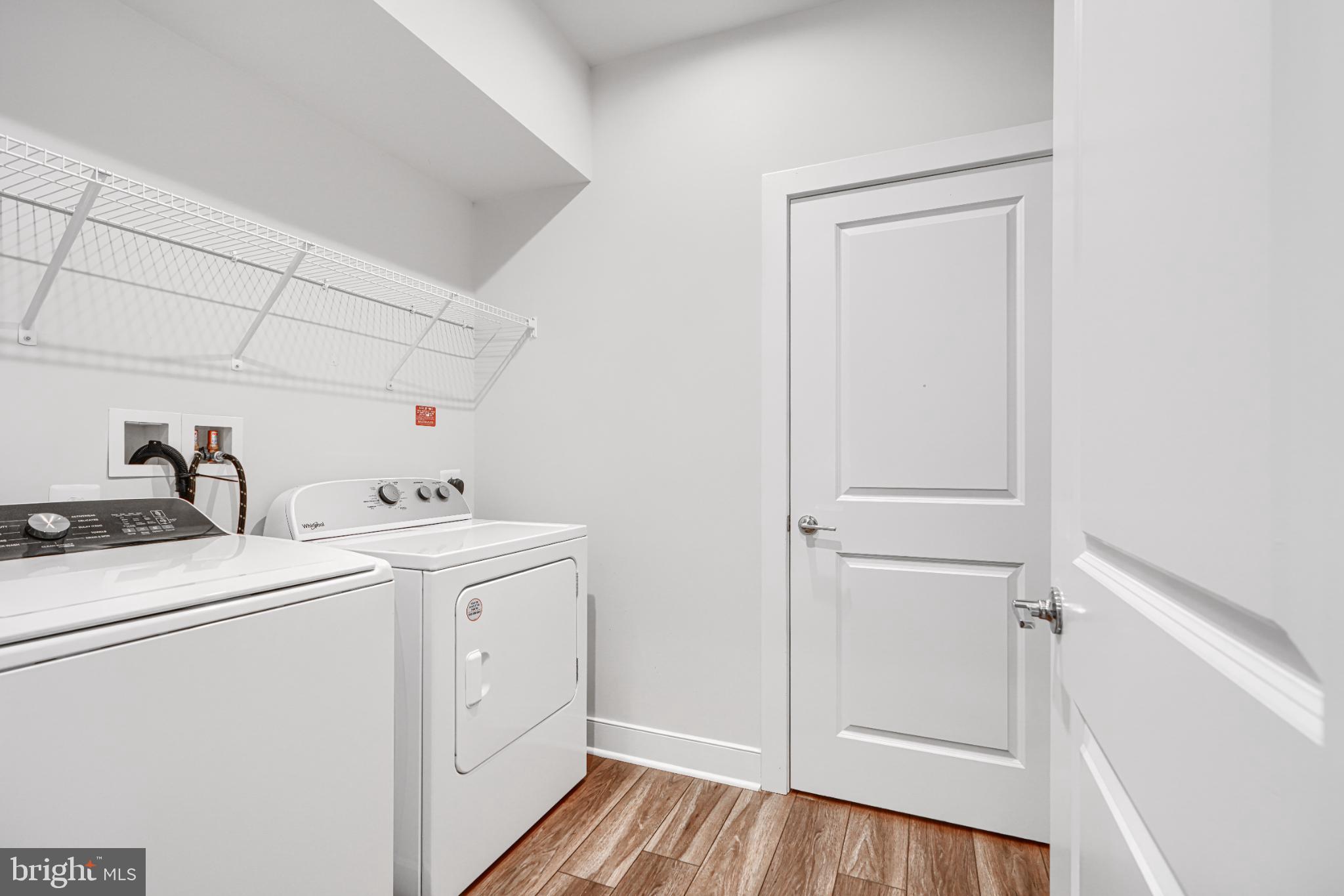 THE FLATS AT NATIONAL HARBOR - Residential Lease