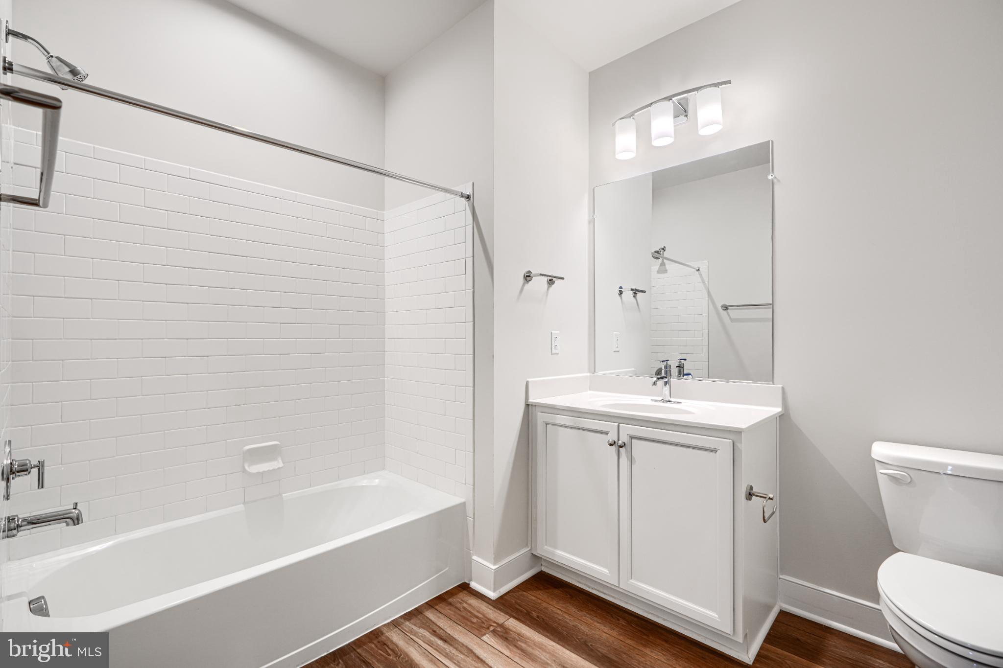 THE FLATS AT NATIONAL HARBOR - Residential Lease