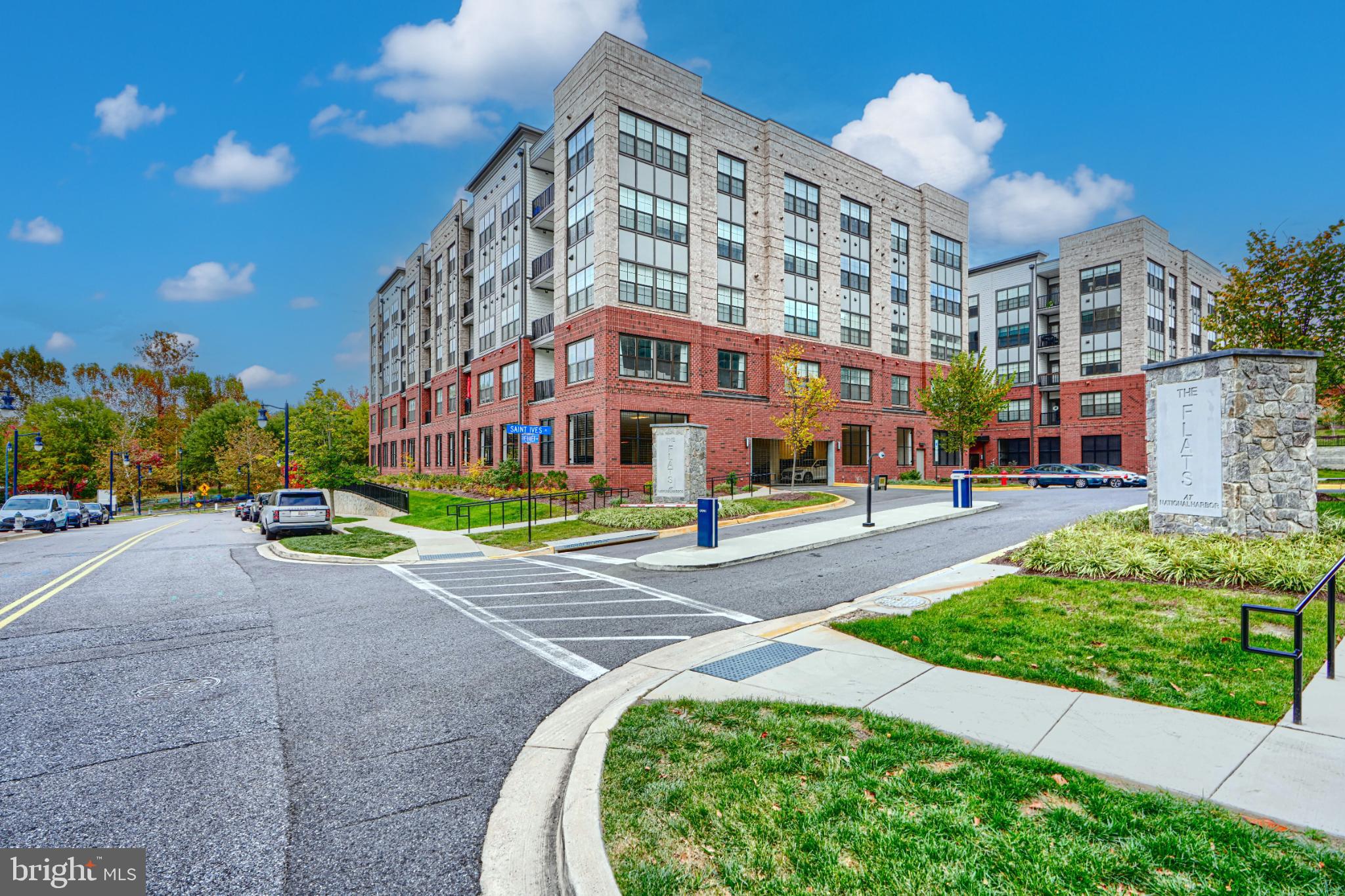 THE FLATS AT NATIONAL HARBOR - Residential Lease