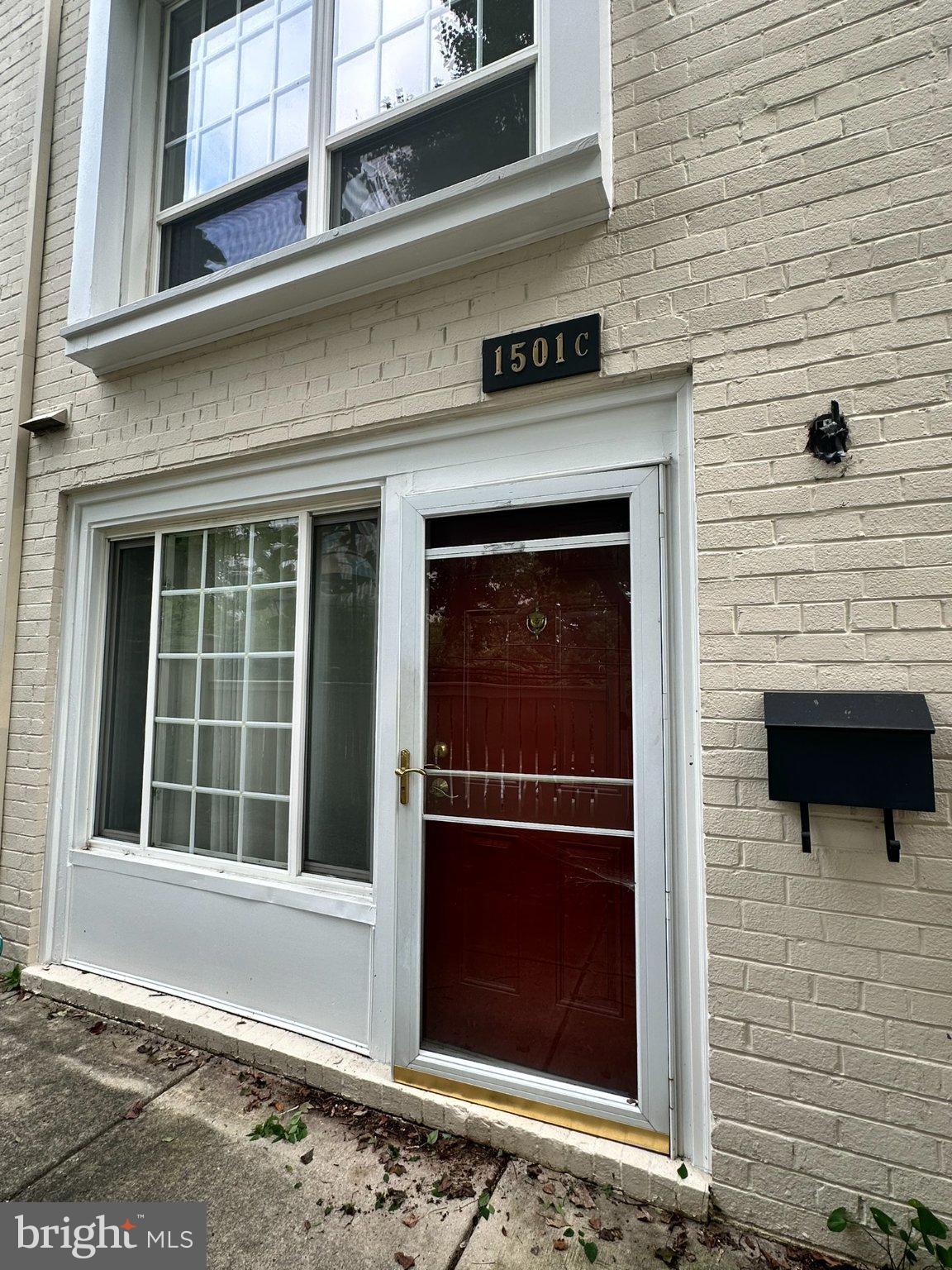 1501 N VAN DORN STREET C