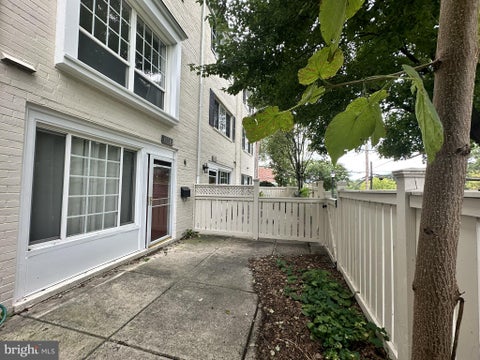 Photo of 1501 N Van Dorn Street #C, ALEXANDRIA, VA 22304 (MLS # VAAX2066350)