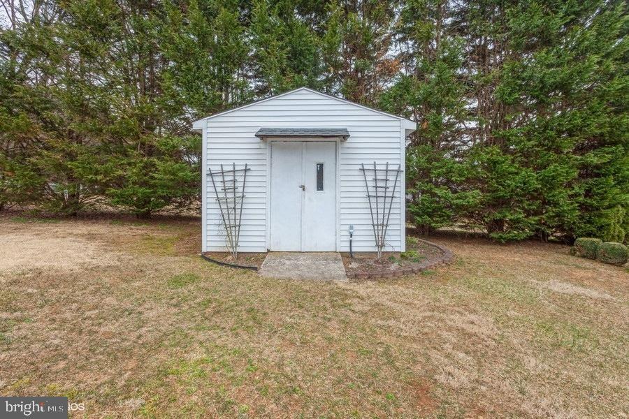 HOLLAND ACRES - Residential