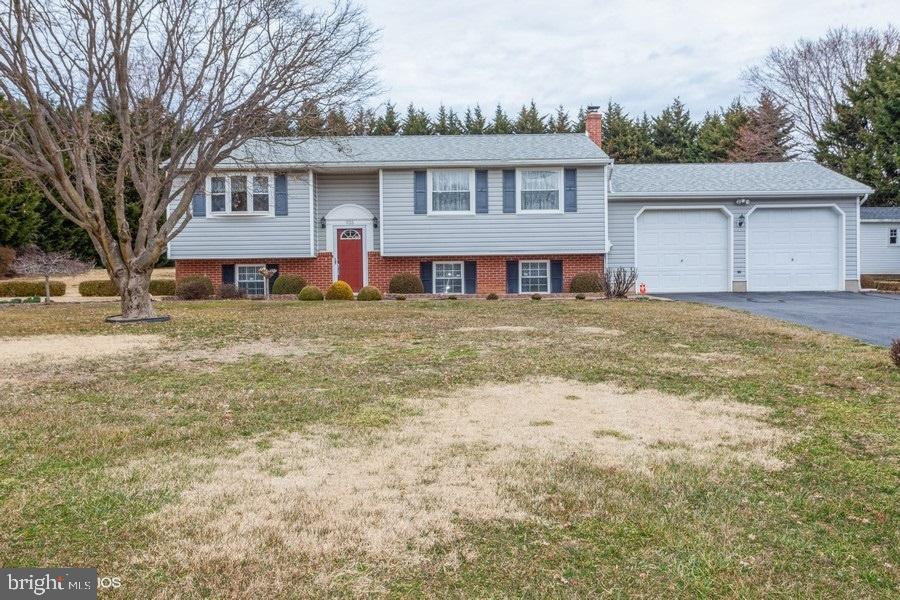 HOLLAND ACRES - Residential