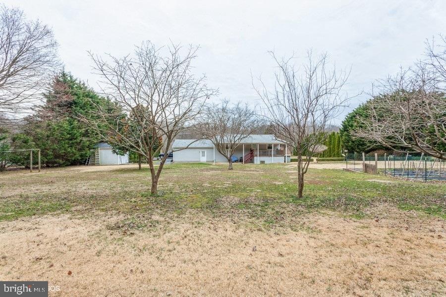 HOLLAND ACRES - Residential