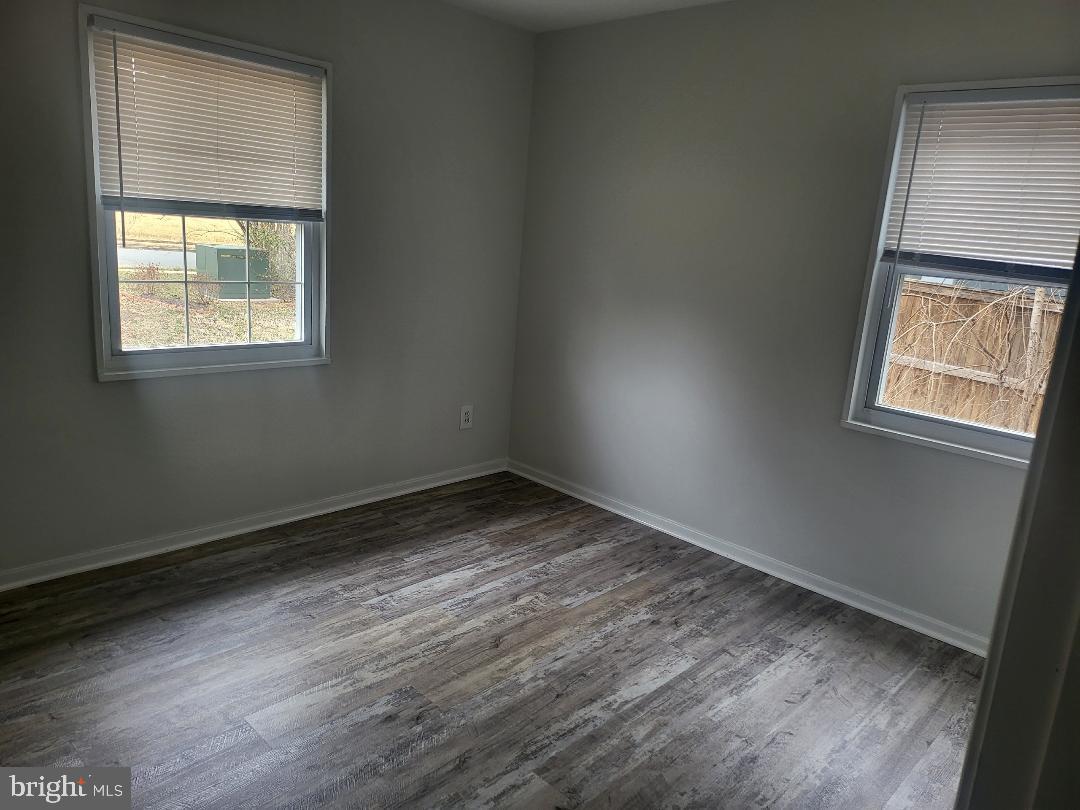 PIMMIT HILLS - Residential Lease