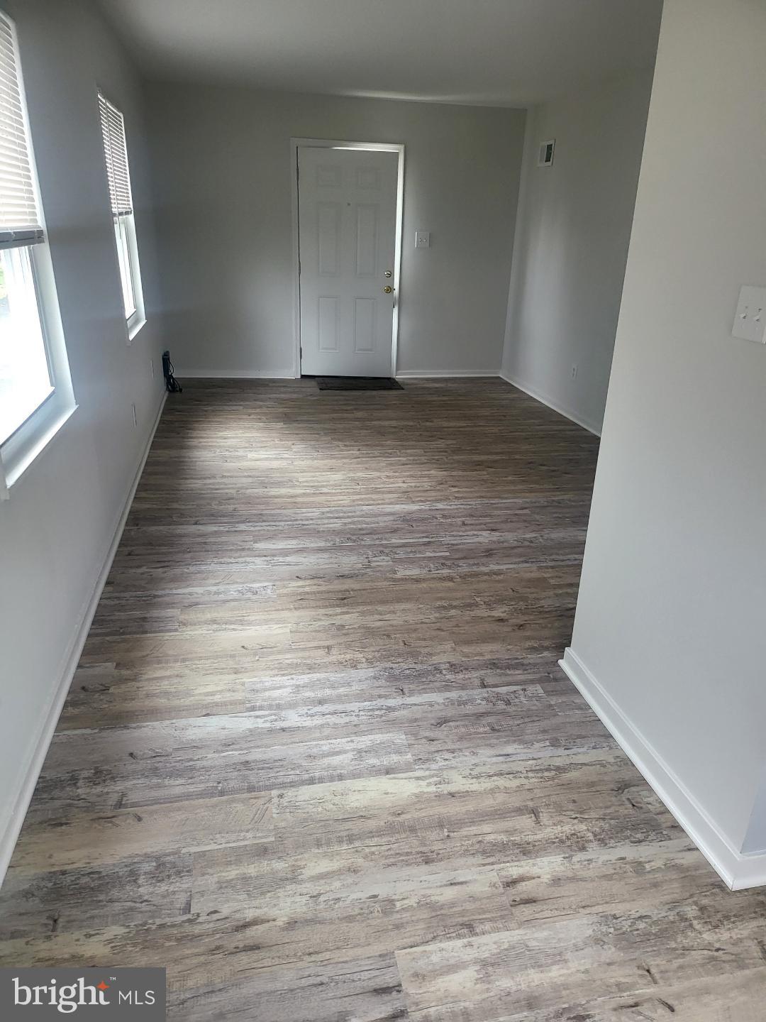 PIMMIT HILLS - Residential Lease