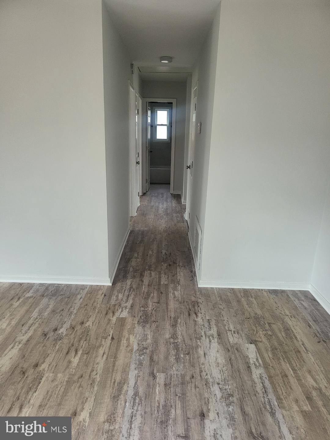 PIMMIT HILLS - Residential Lease