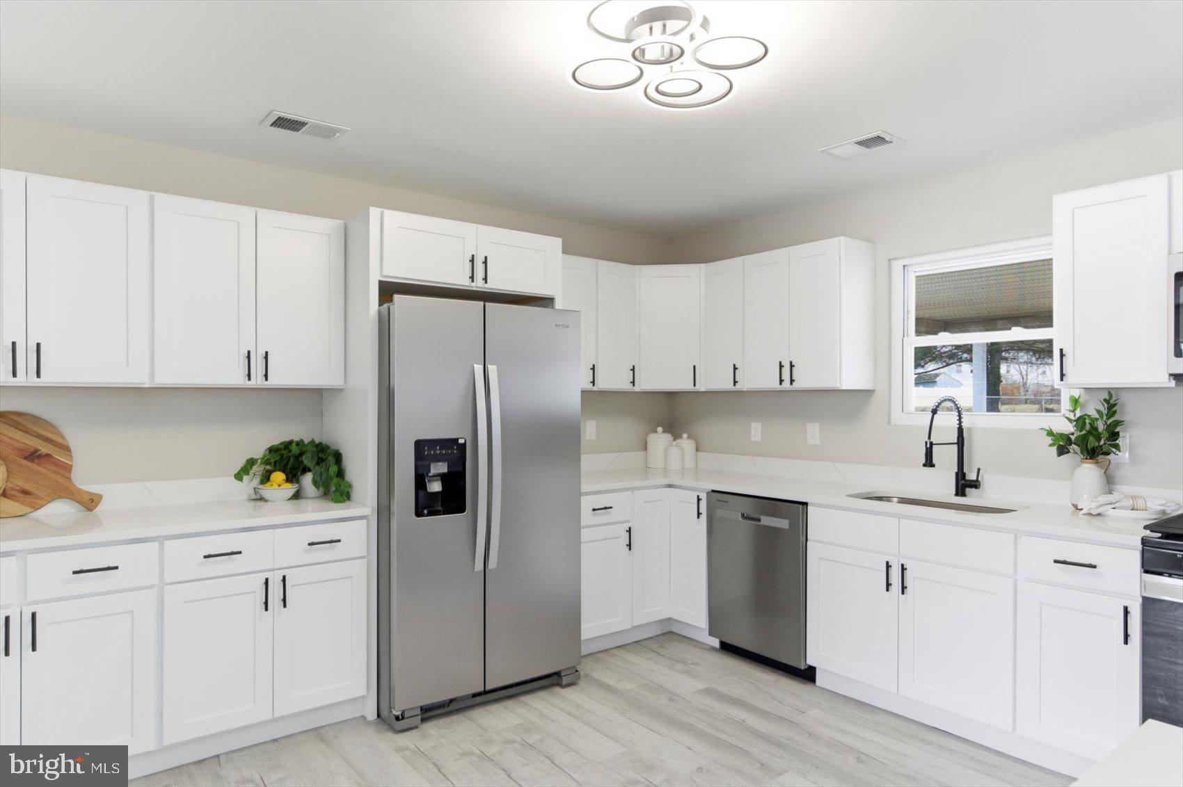 EDGEWOOD MEADOWS - Residential